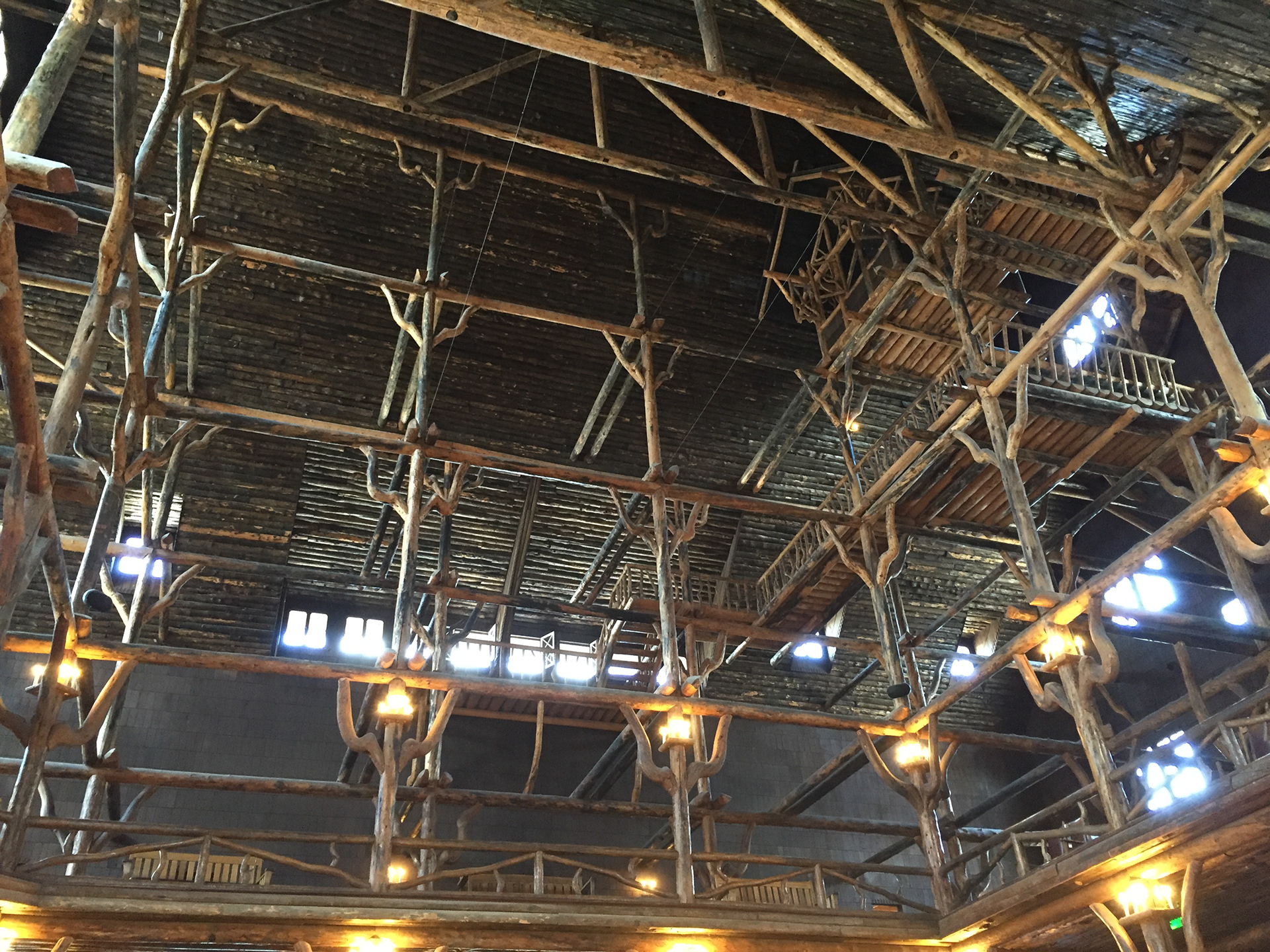 Interior - Old Faithful Lodge