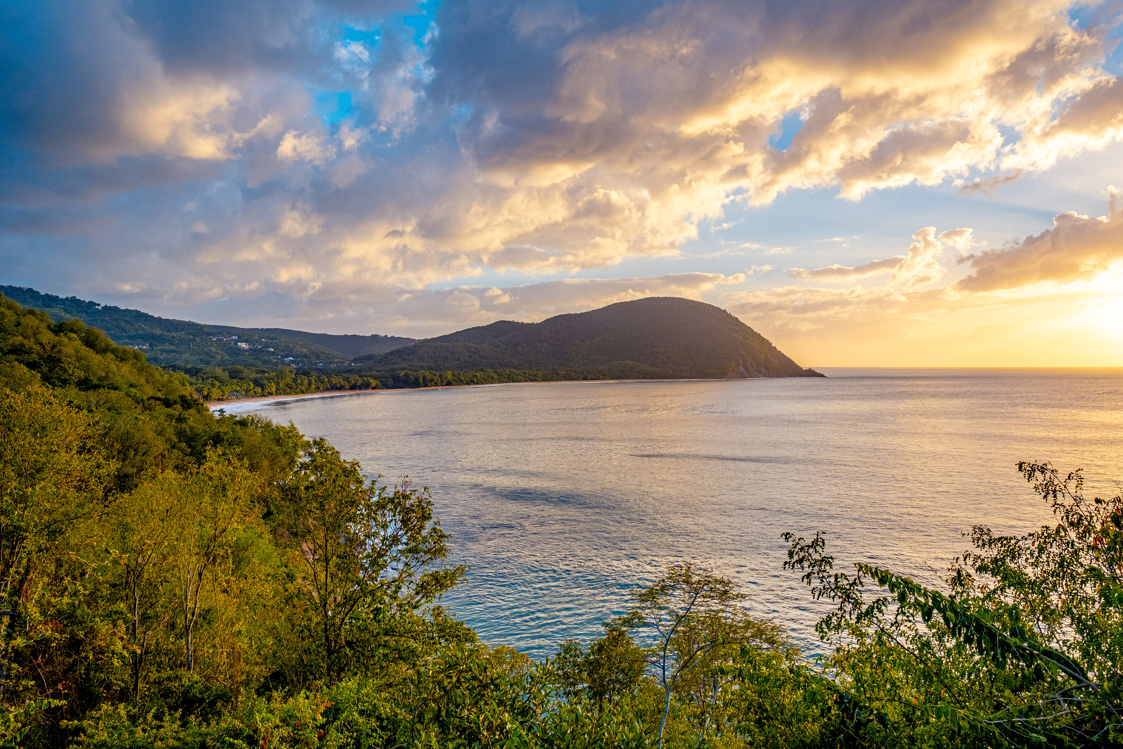 Coucher de soleil — plage du Souffleur, Guadeloupe