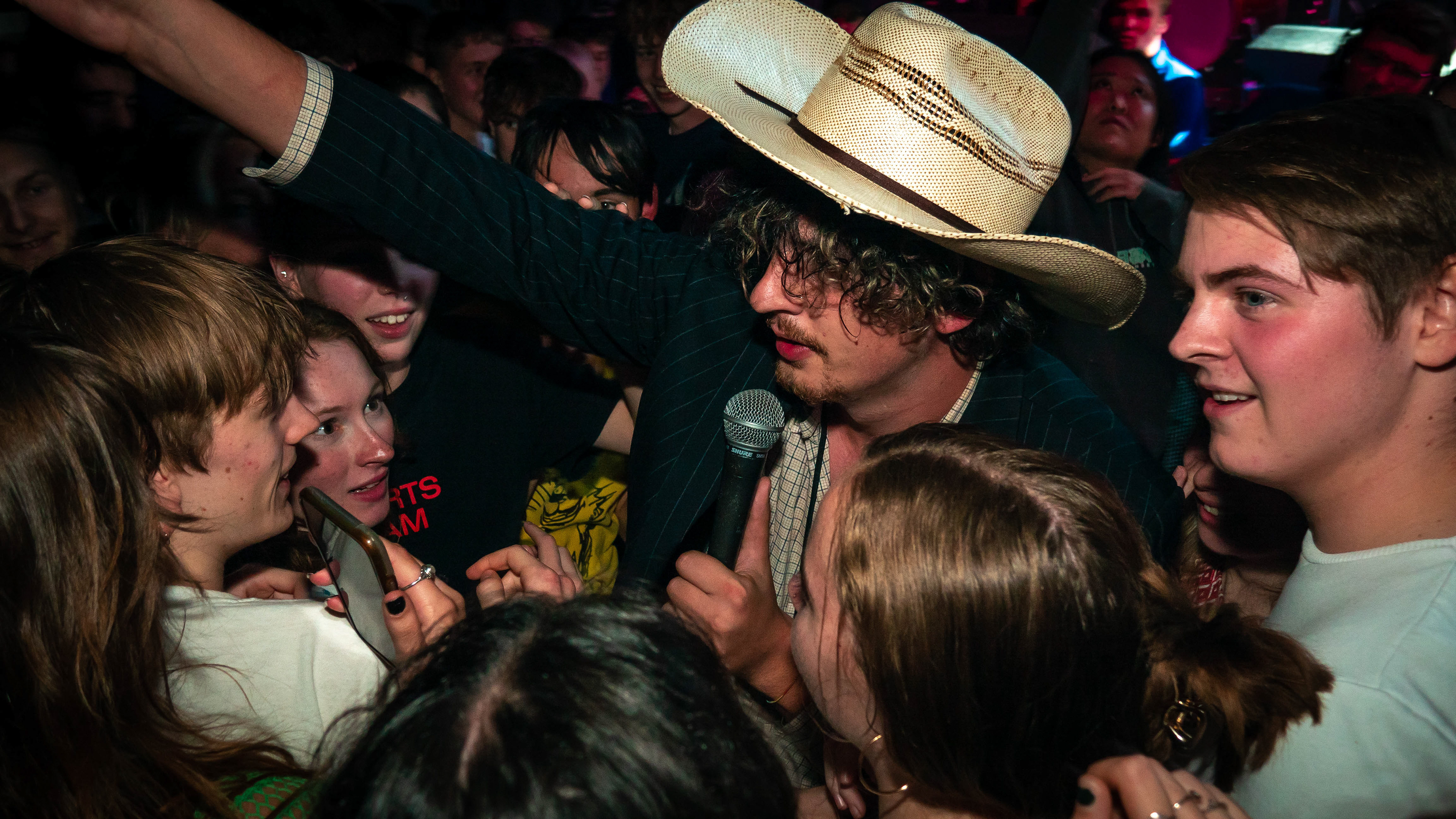 Fat Dog - Stylus Leeds