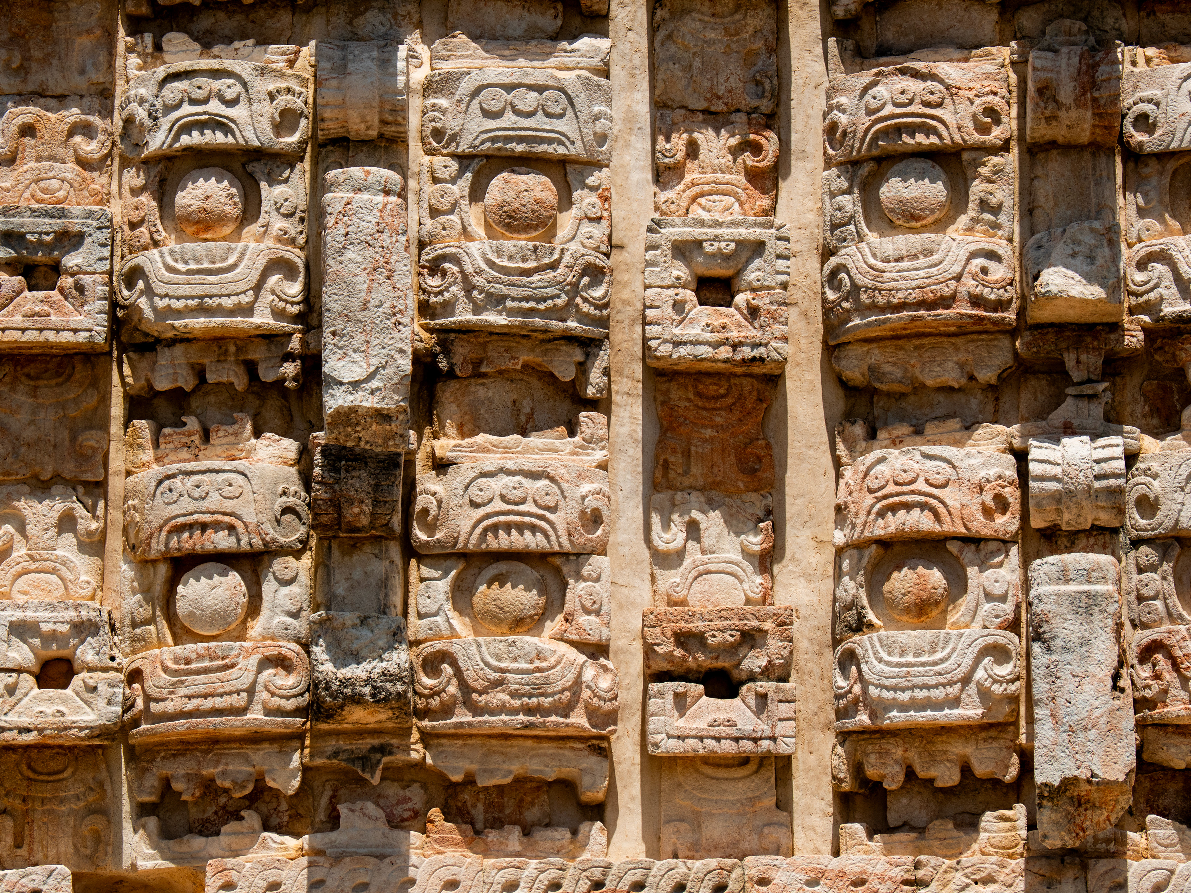 façade du palais des masques
