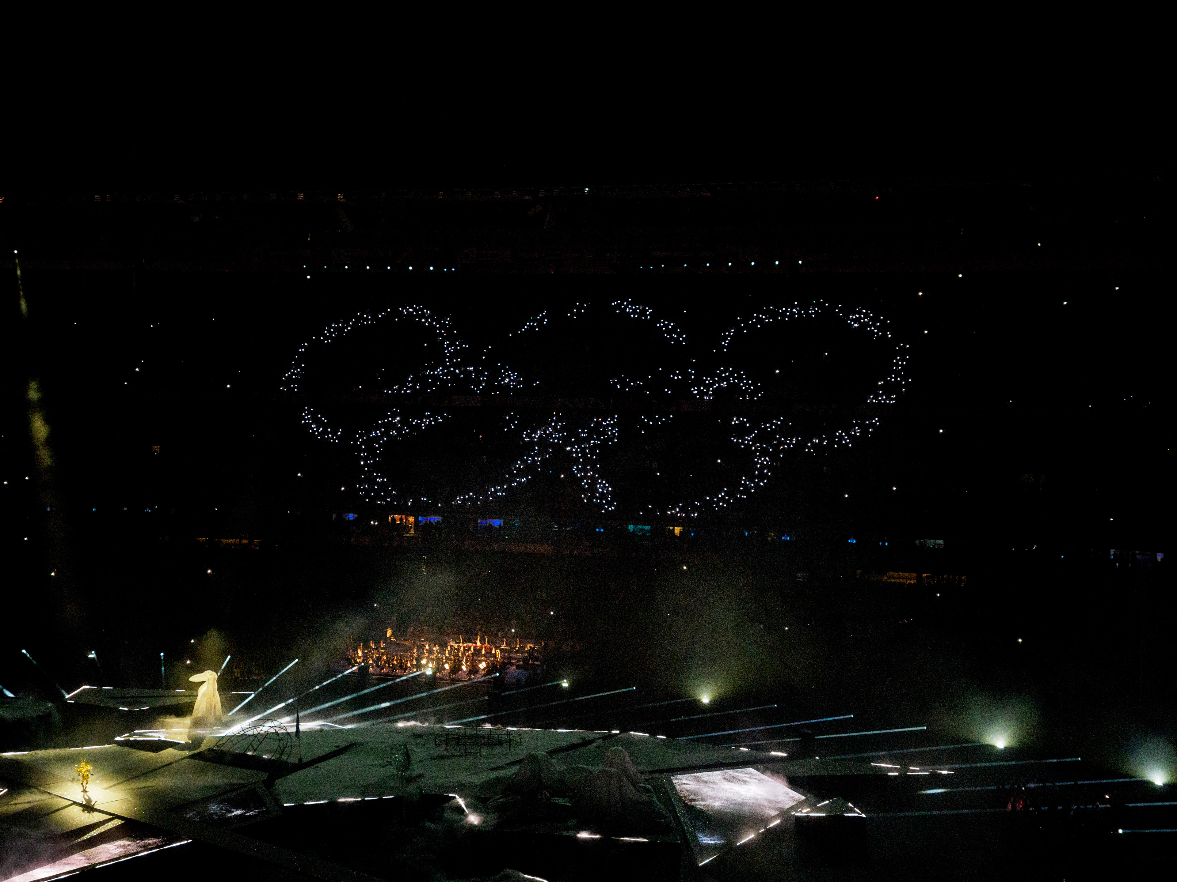 Tribunes illuminées de dessins - Anneaux Olympiques