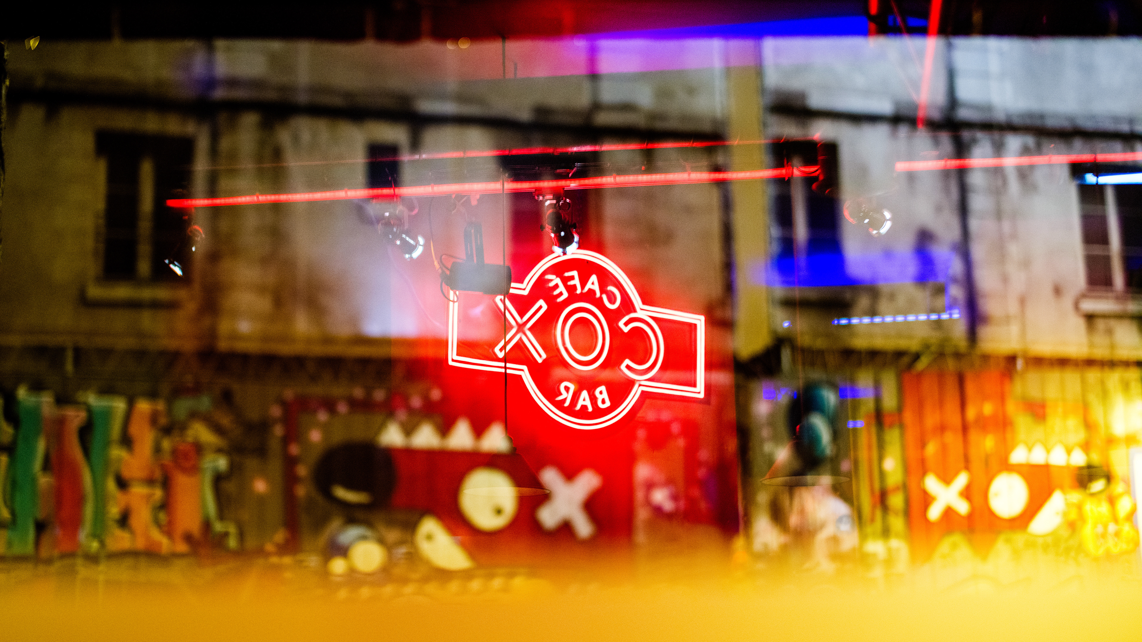 Reflet au Cox Bar