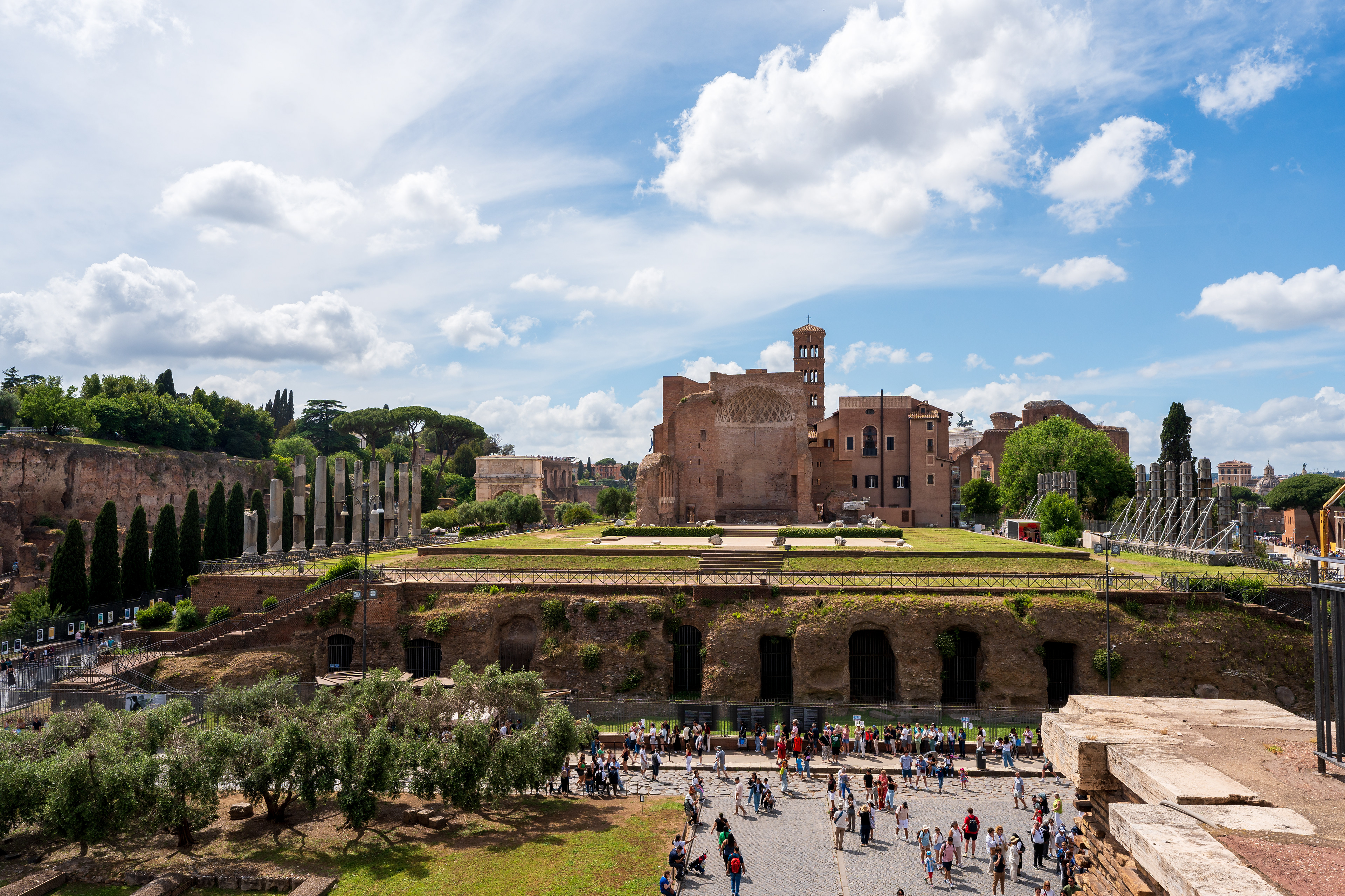 forum romain vu du colisée