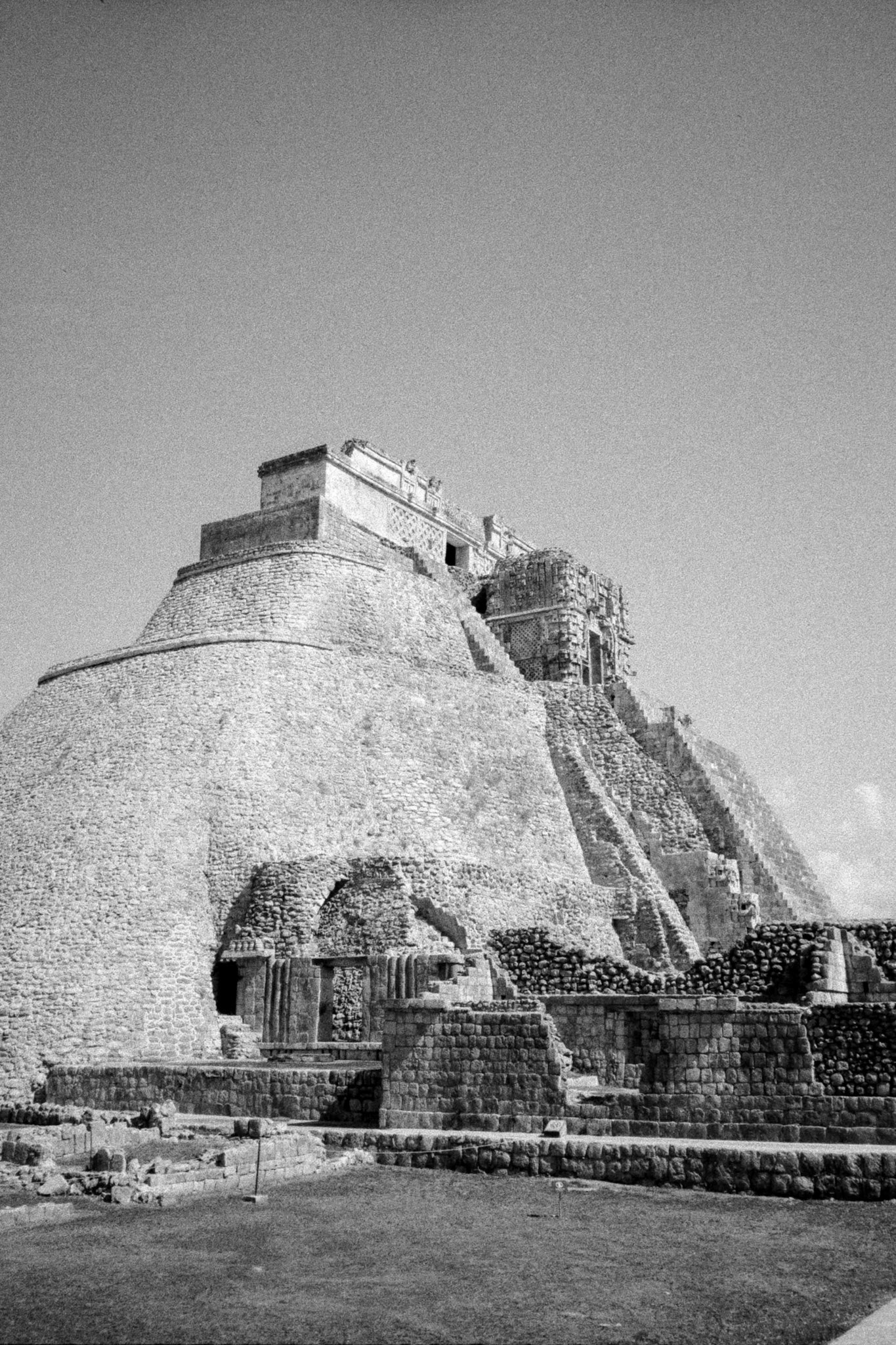 Temple du devin. Foma 200