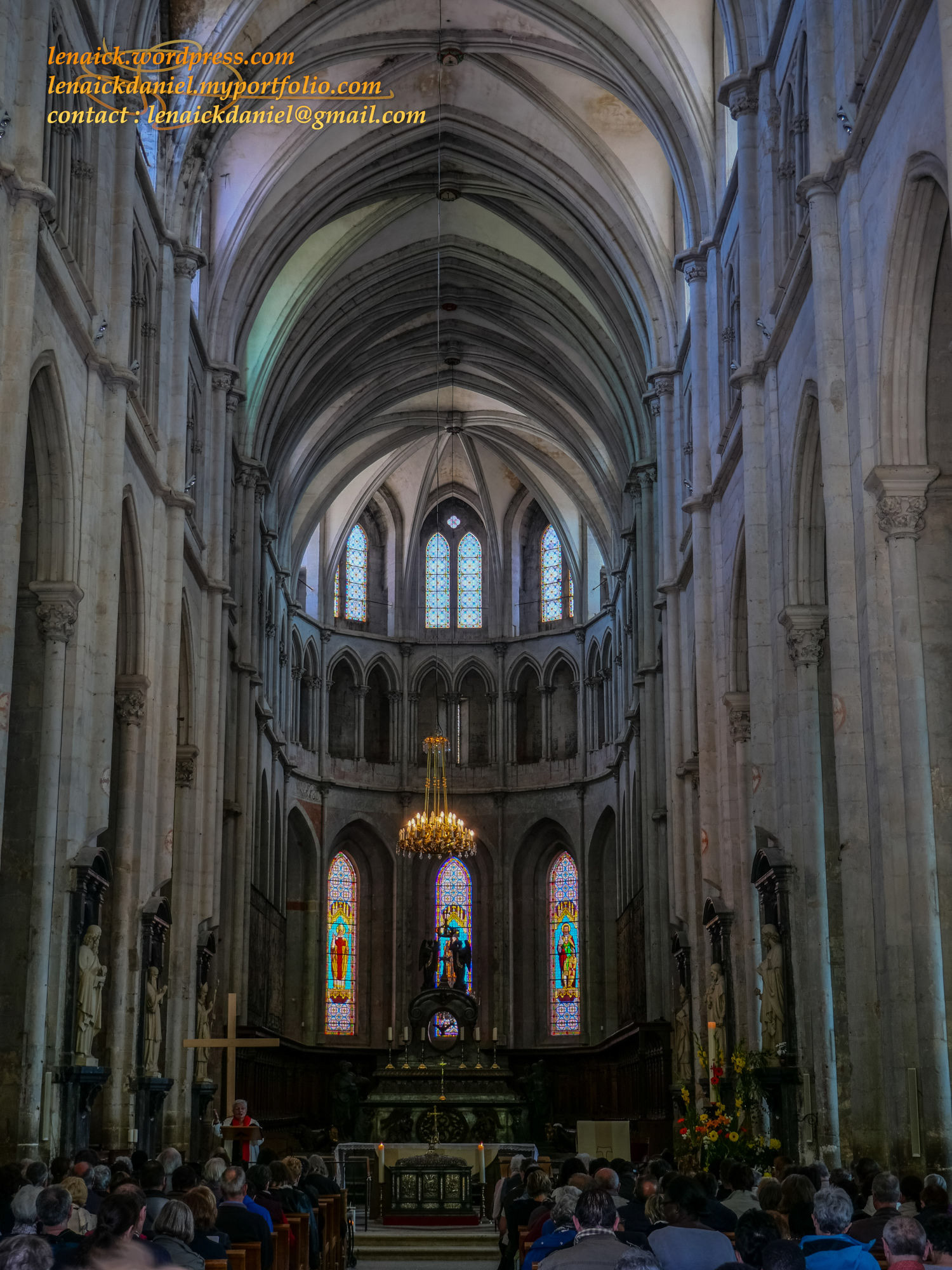 Ascension, Juin 2019