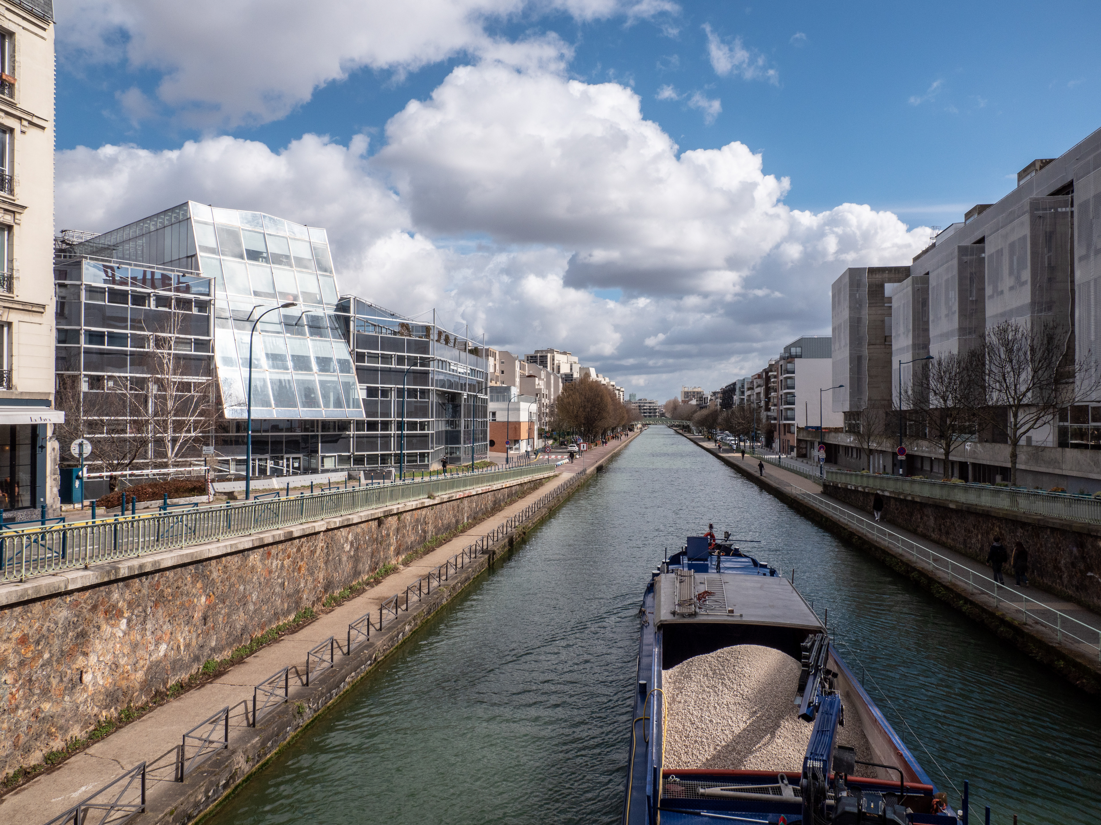 Canal de l'Ourq proche de Paris