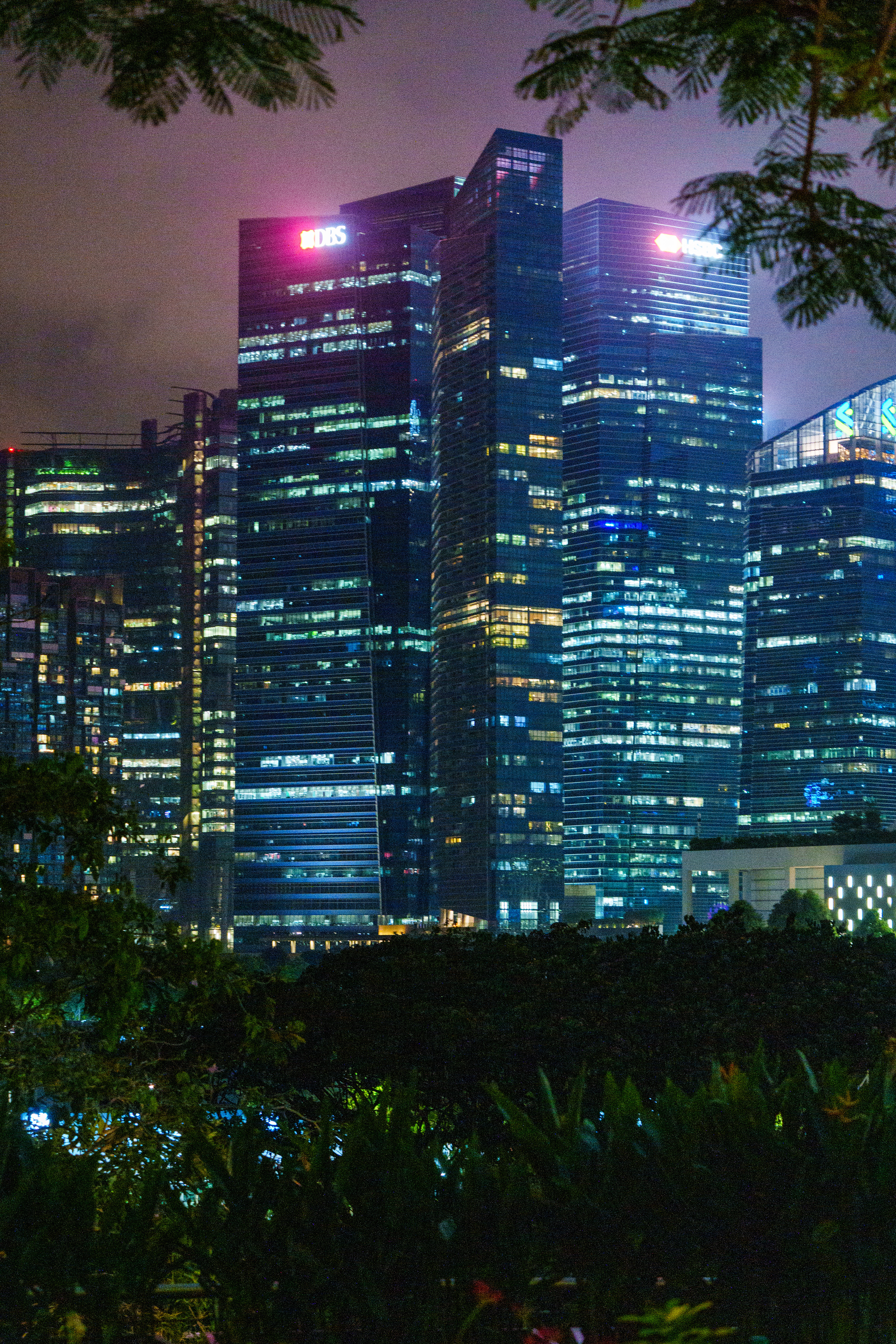 On a aussi une vue sur la kyline de Marina Bay