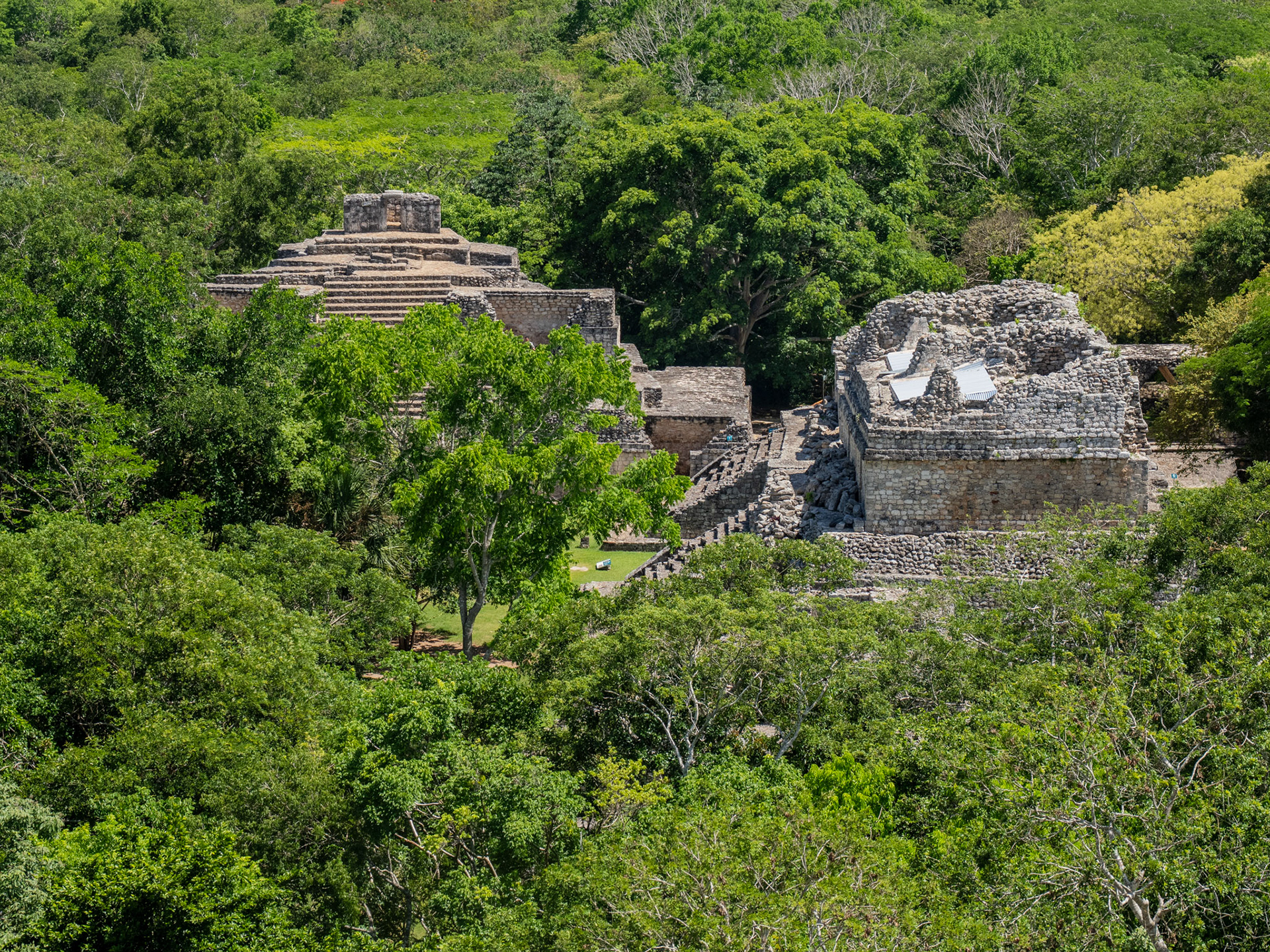 Vue du sommet de la pyramide : les juemeaux