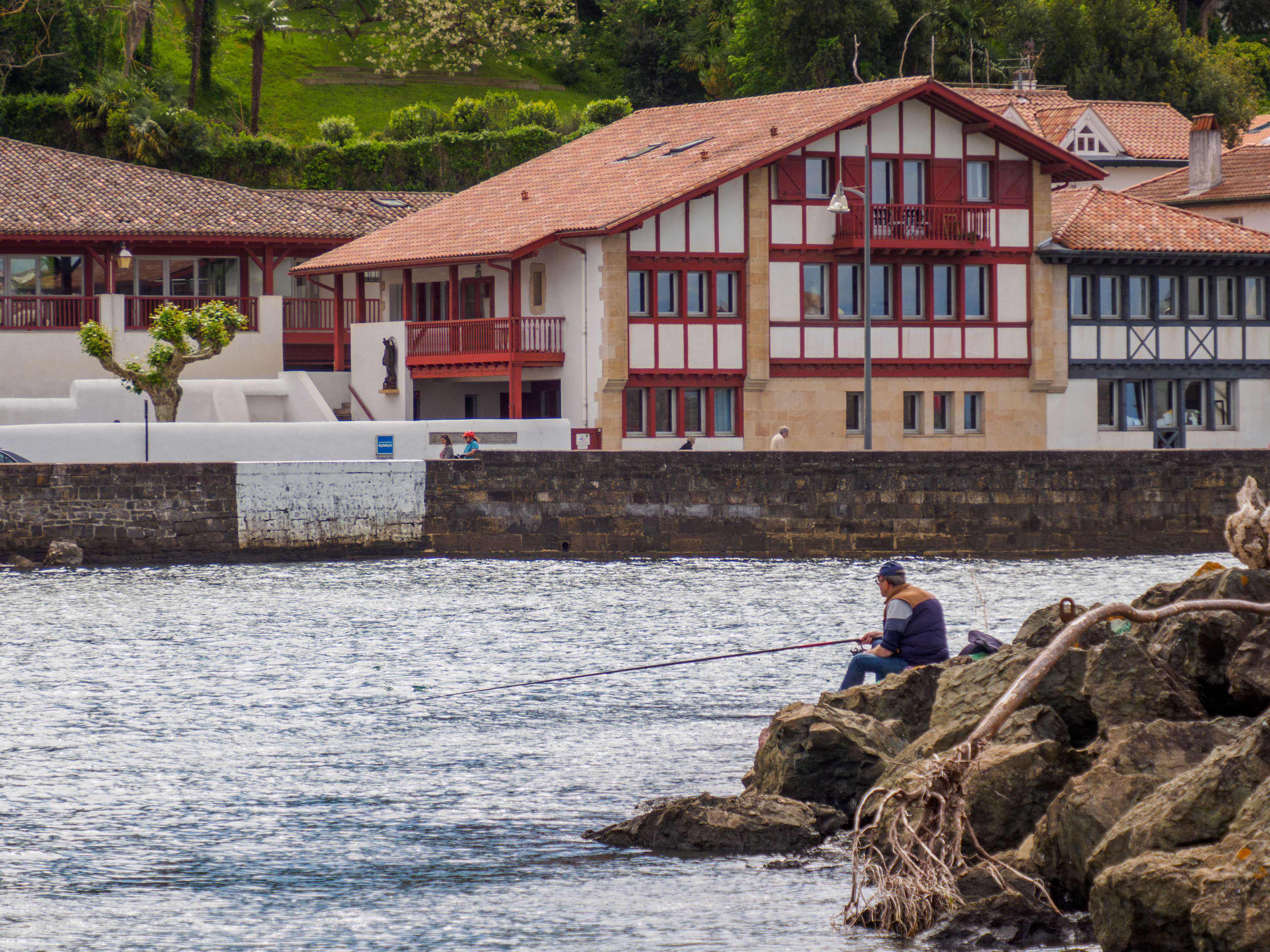 pêcheur, port de Saint-Jean-de-Luz