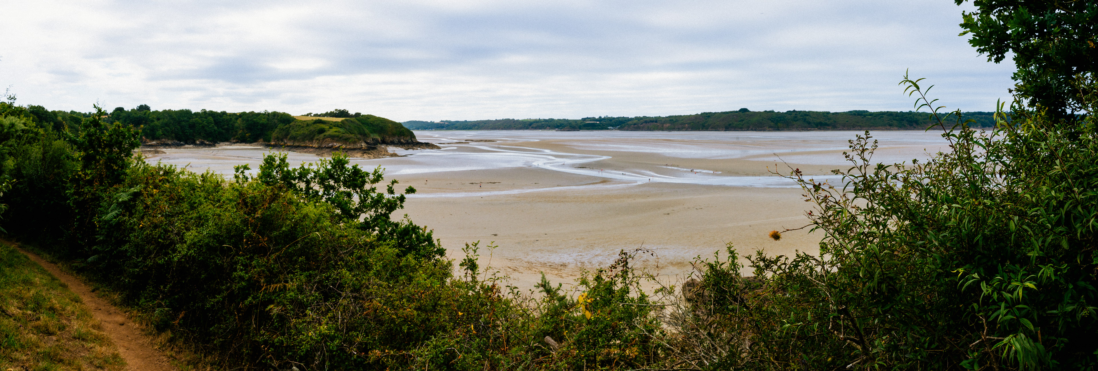 Sentier des douaniers, vue panoramique sur la baie de la Fresnaye