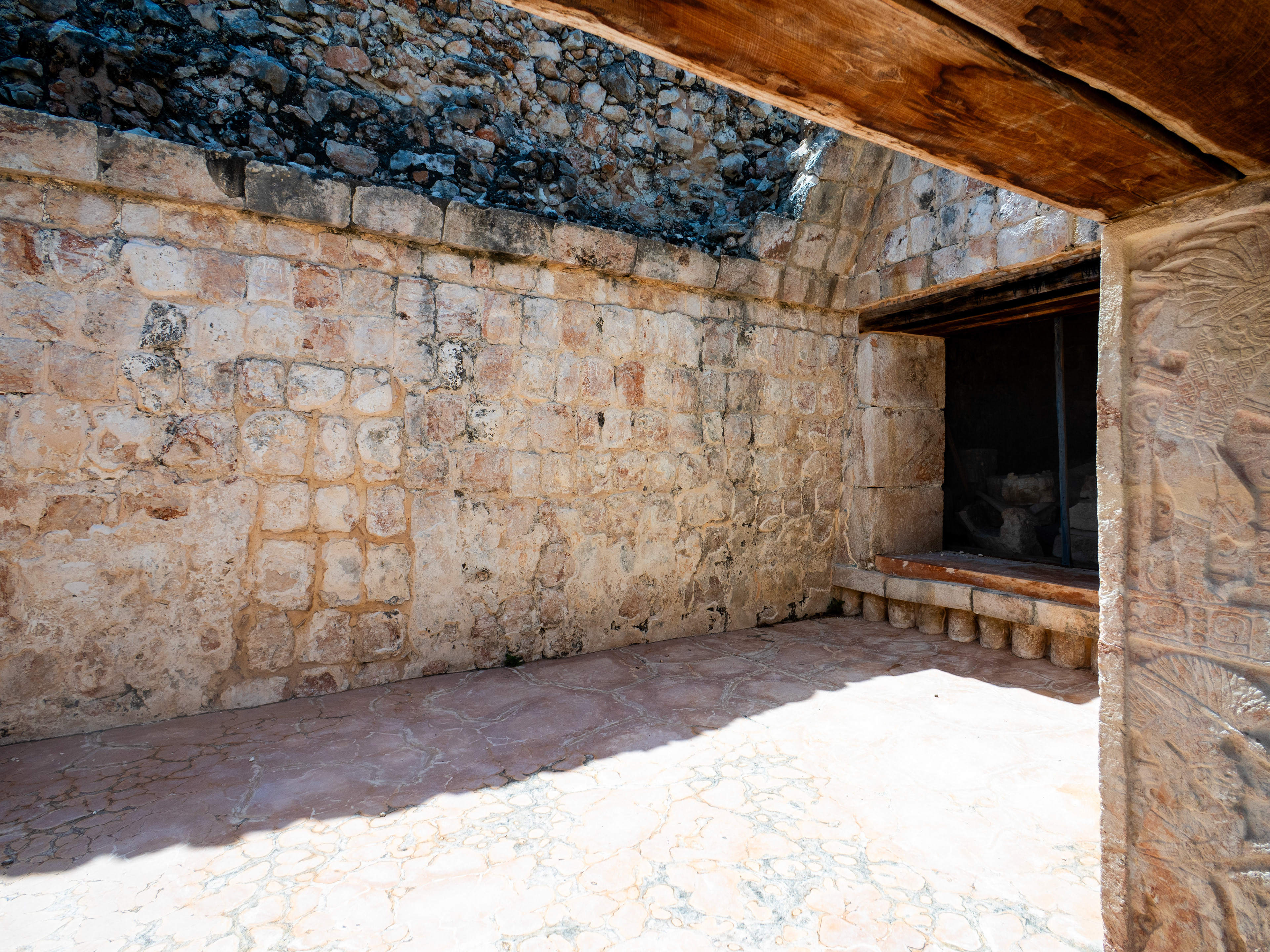 intérieur du palais des masques