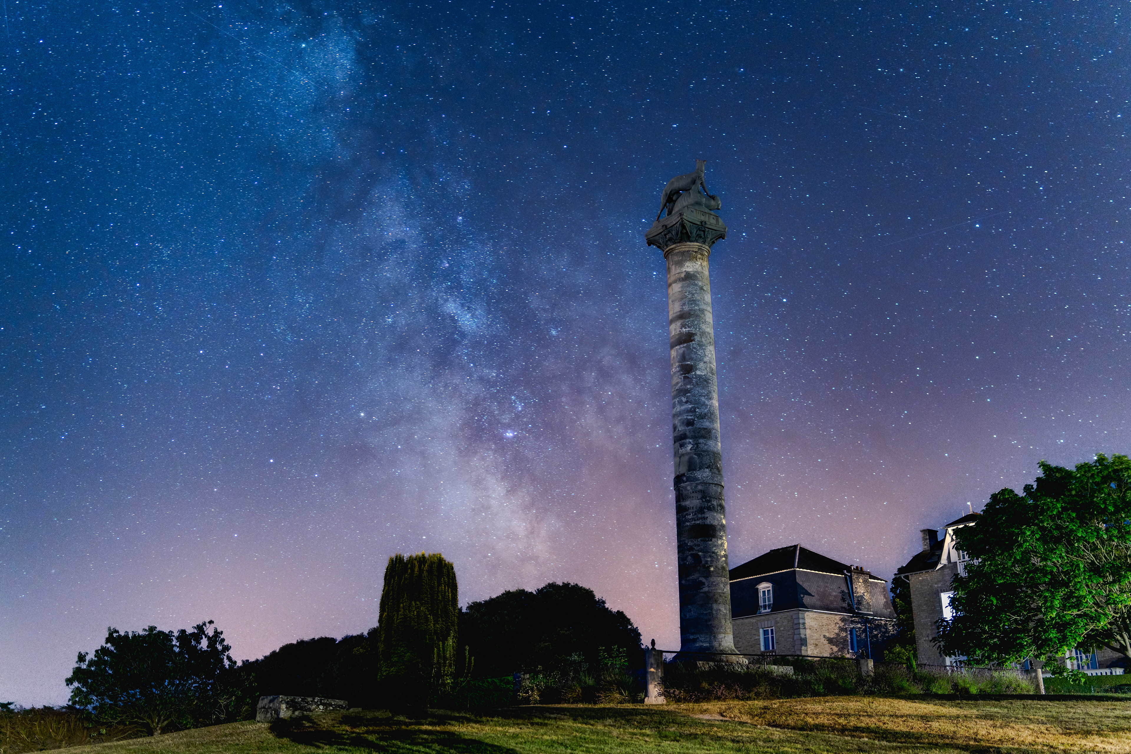la colonne et la voie lactée