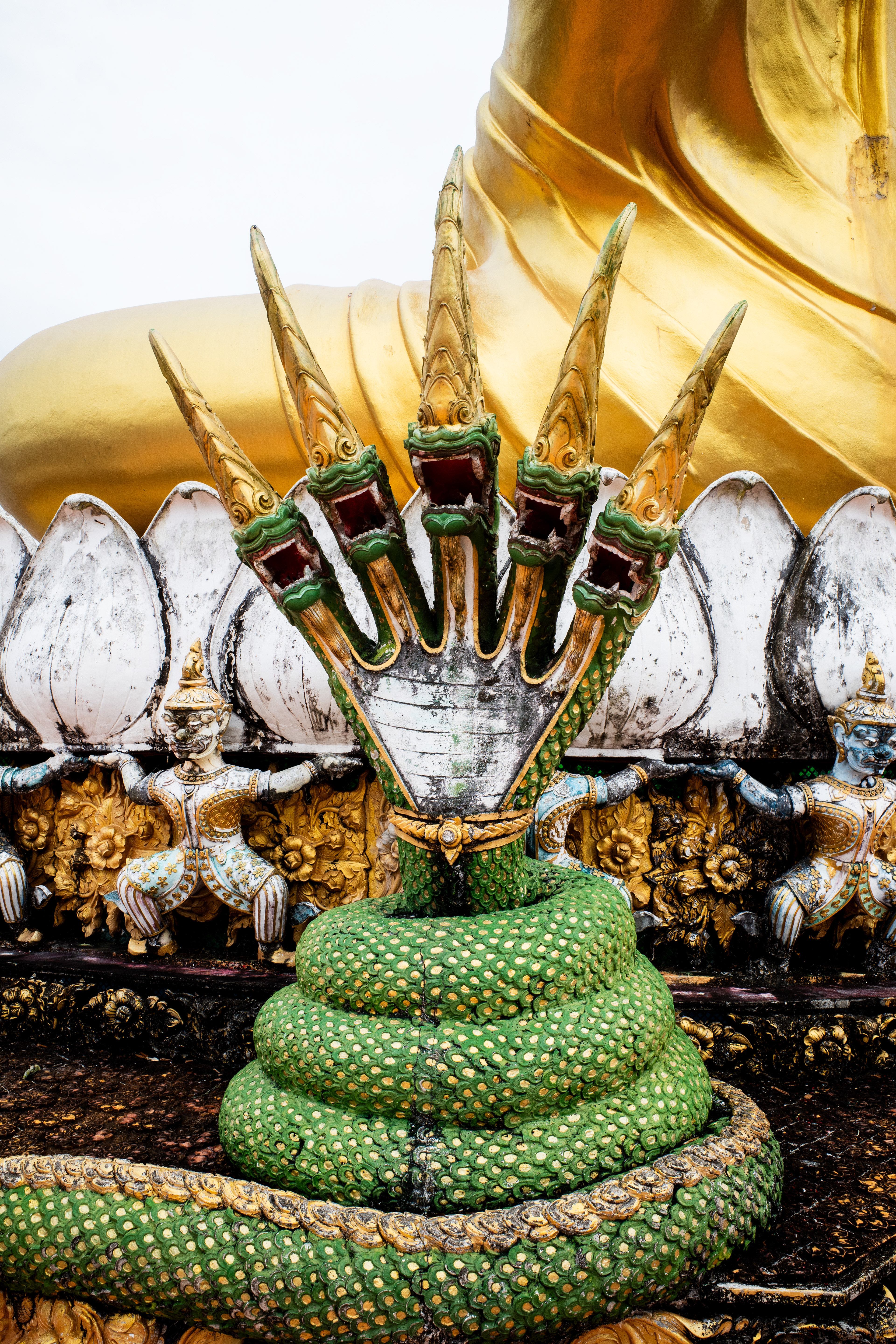 Le temple est richement décoré
