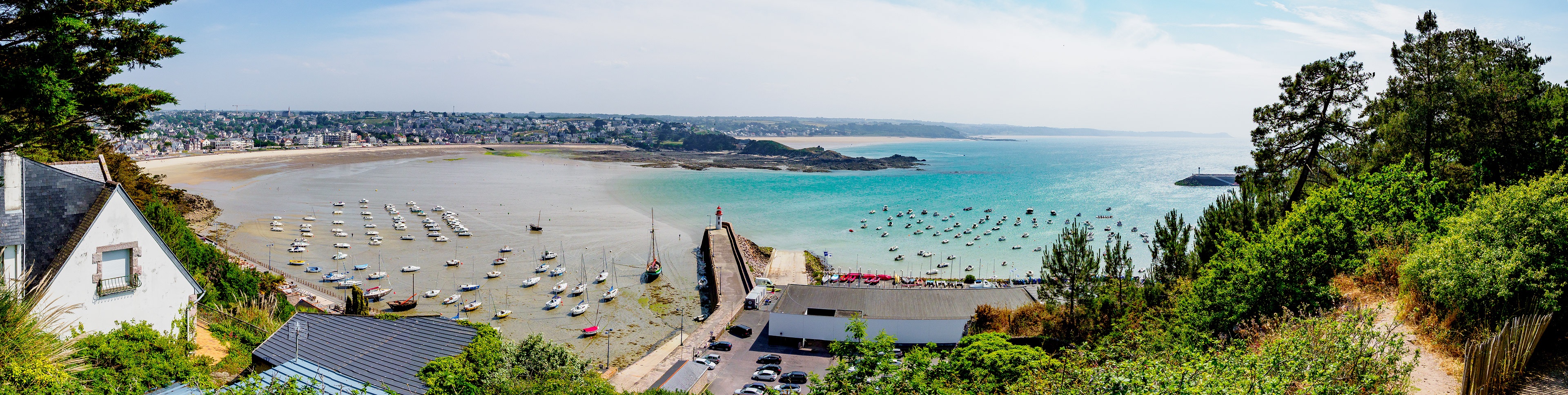 vue spanoramiquee ur la ville depuis le cap d'Erquy