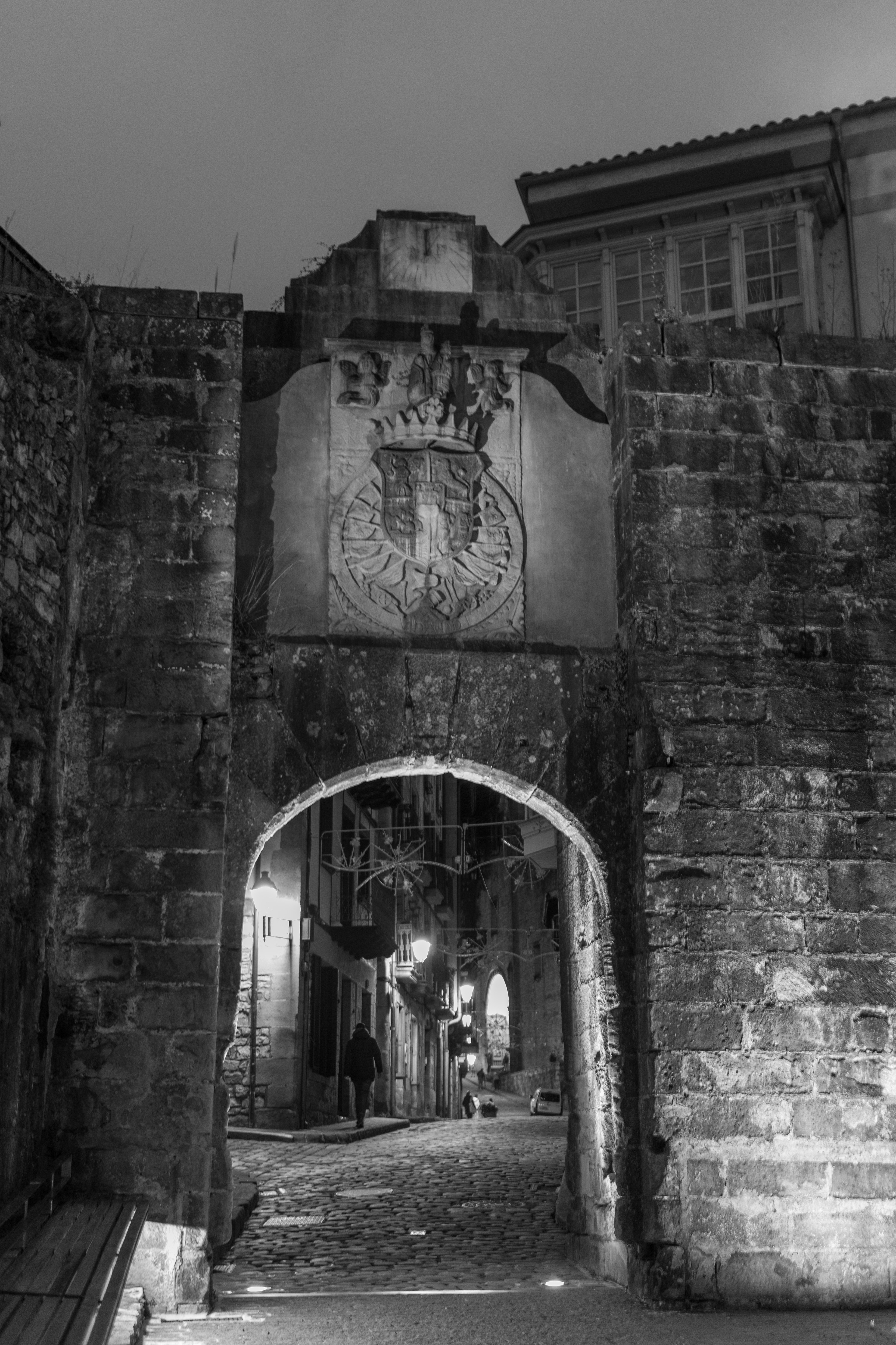 Entrée de la ville médievale
