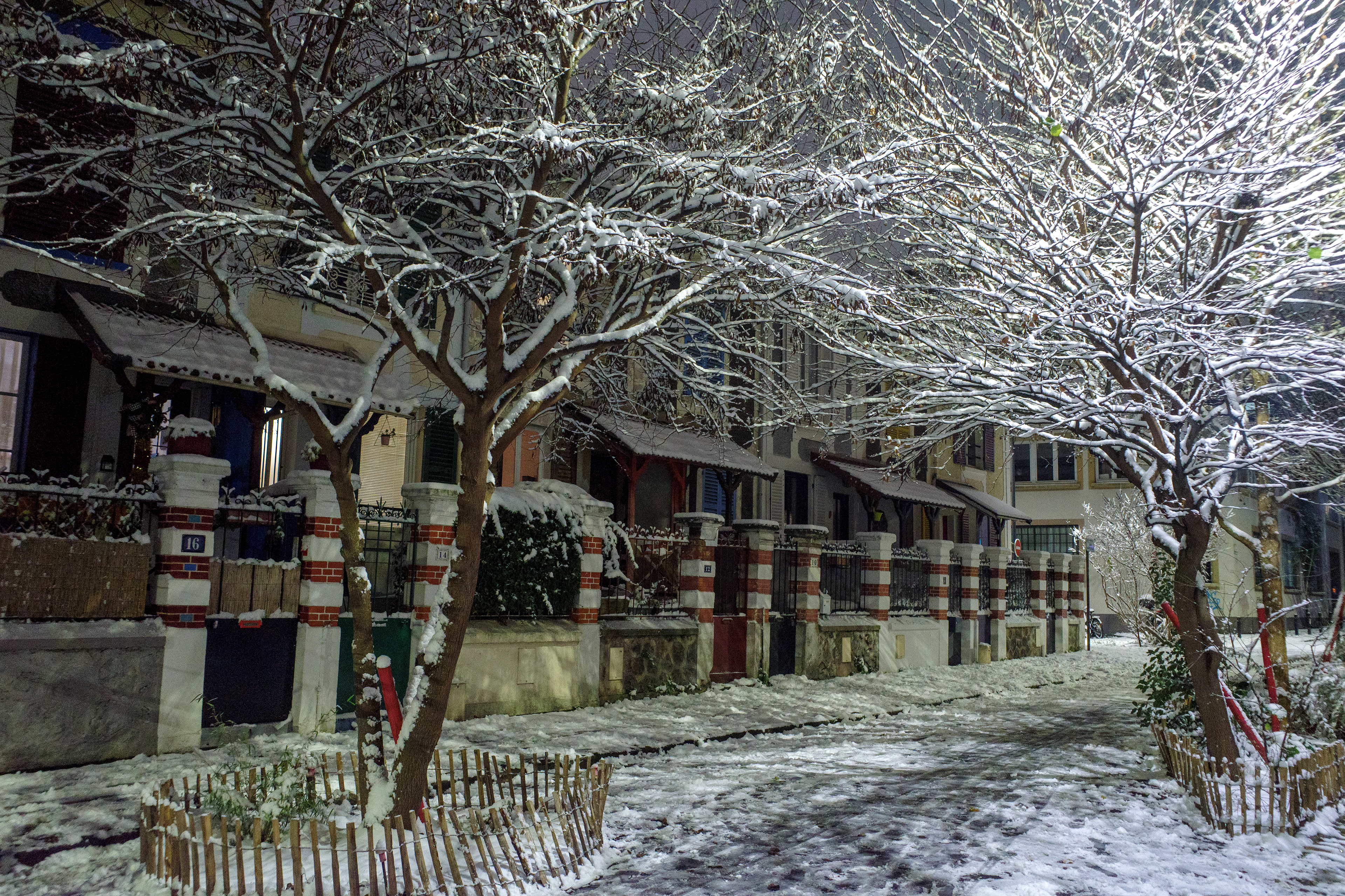 Bas Montreuil