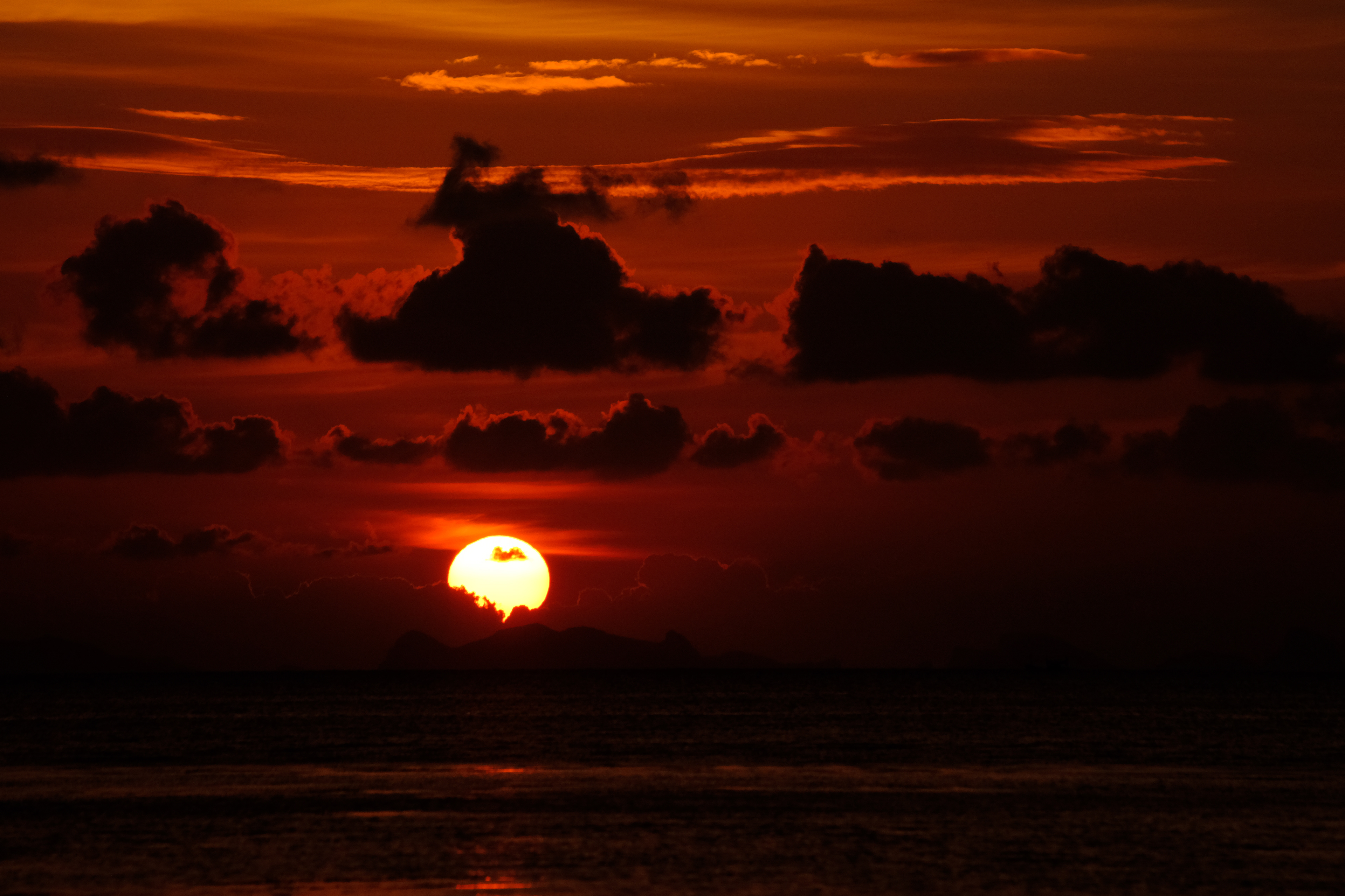 coucher du soleil sur Secret Beach