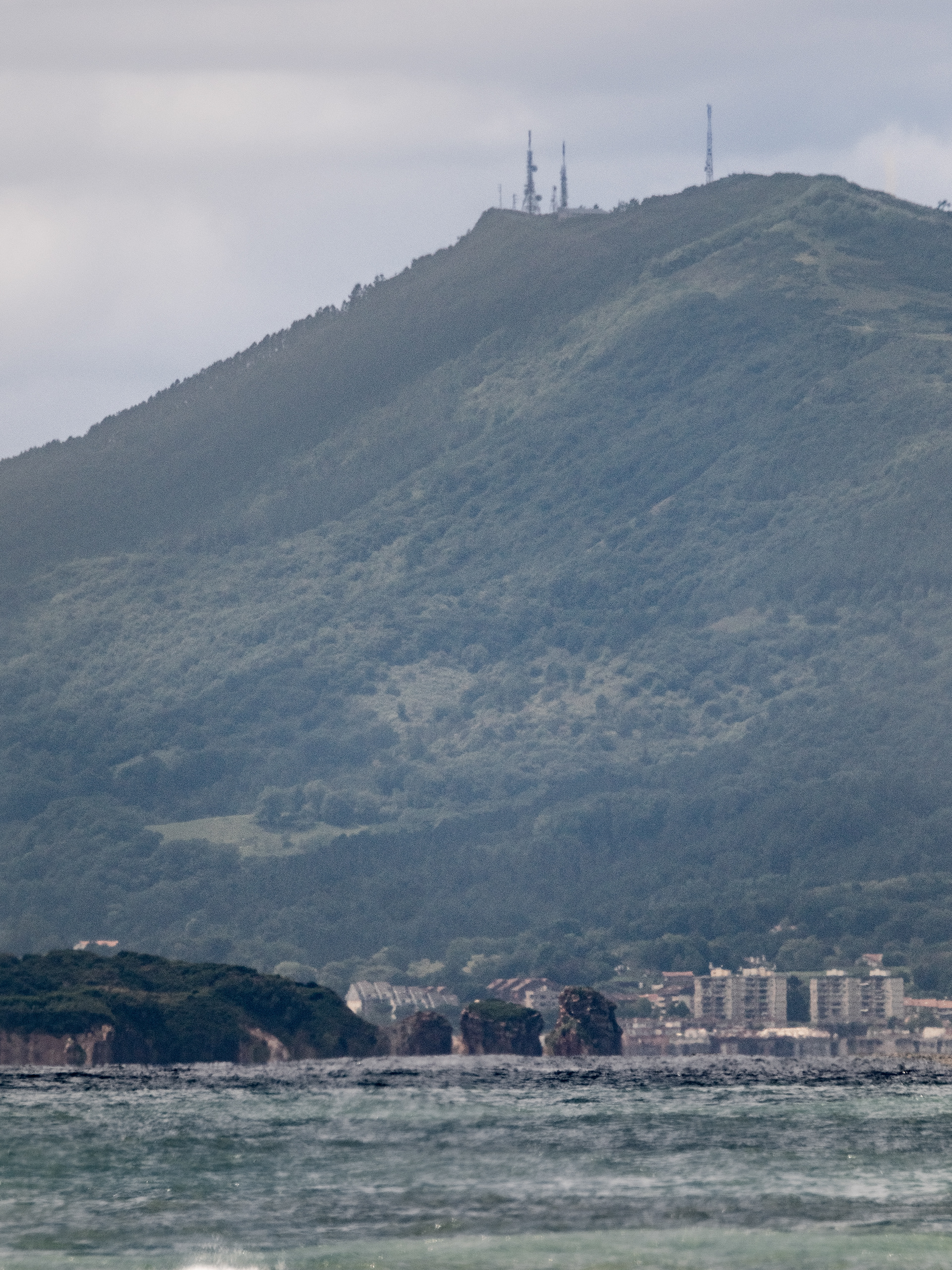 les deux jumeaux, Hondarribia et Jaizkibel