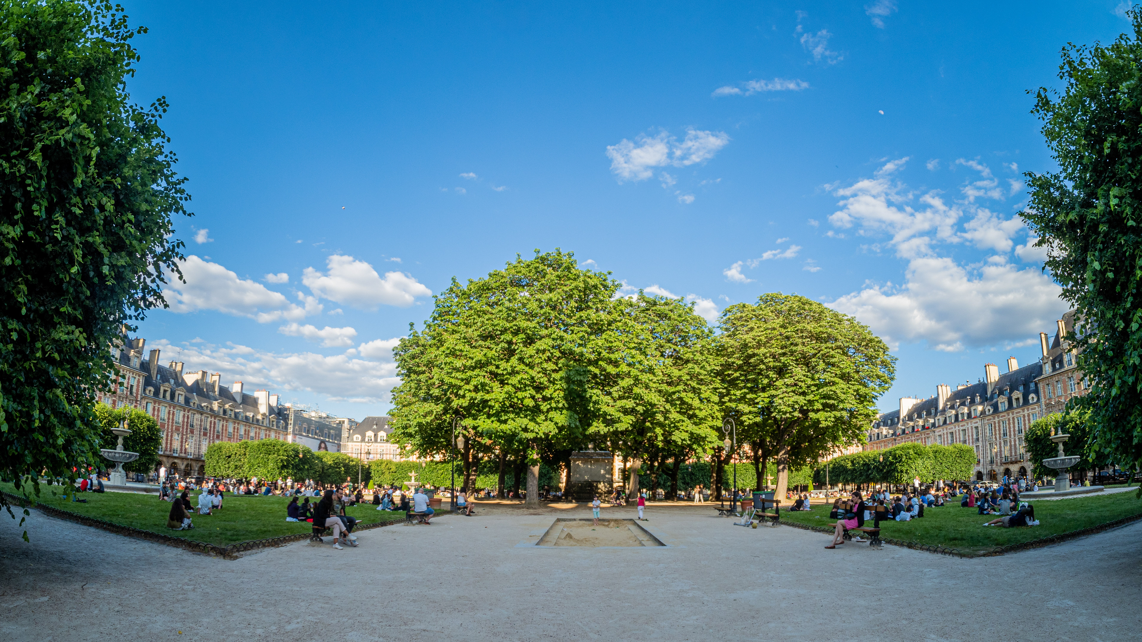 Place des Vosges