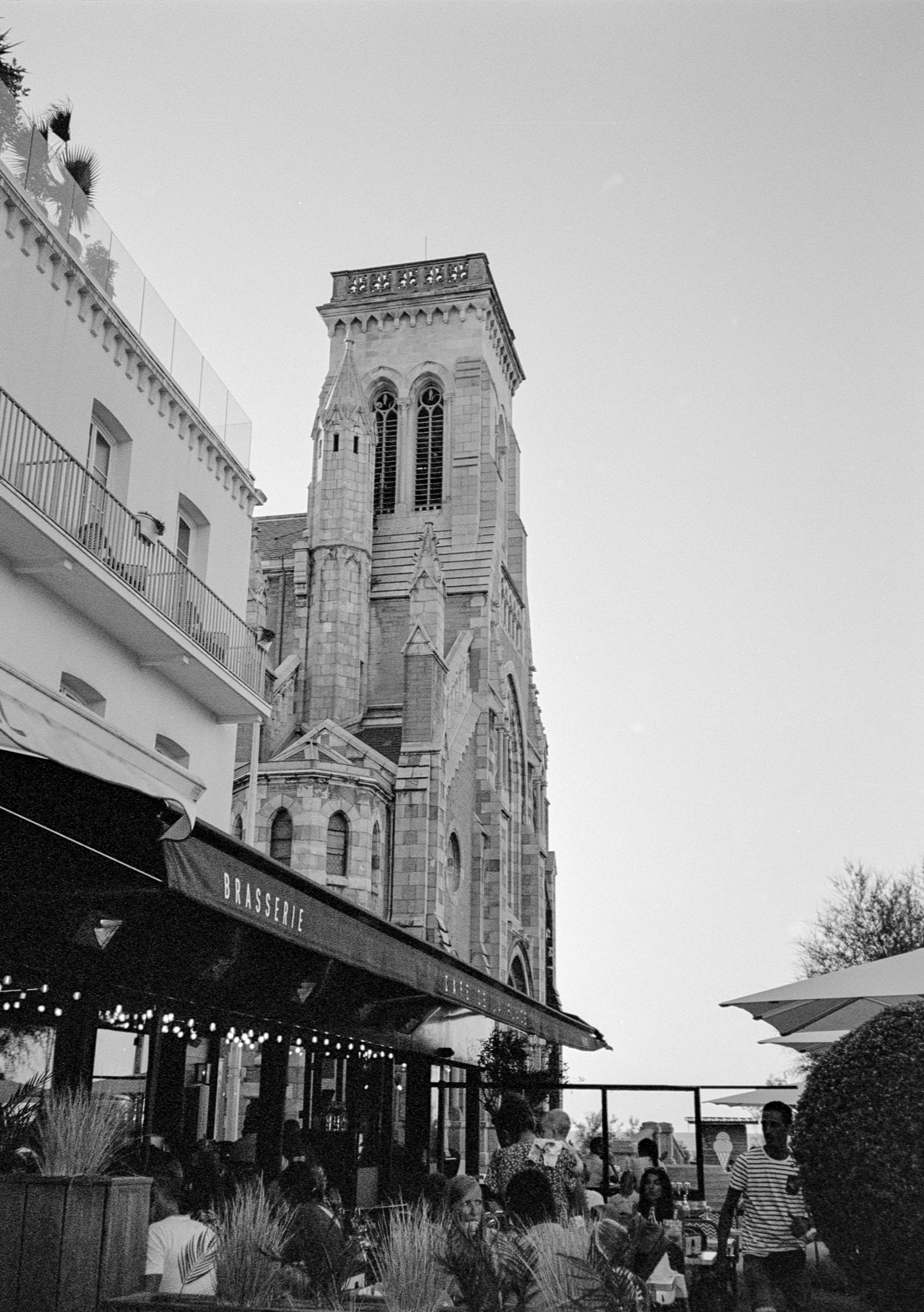 place et Eglise Sainte Eugénie