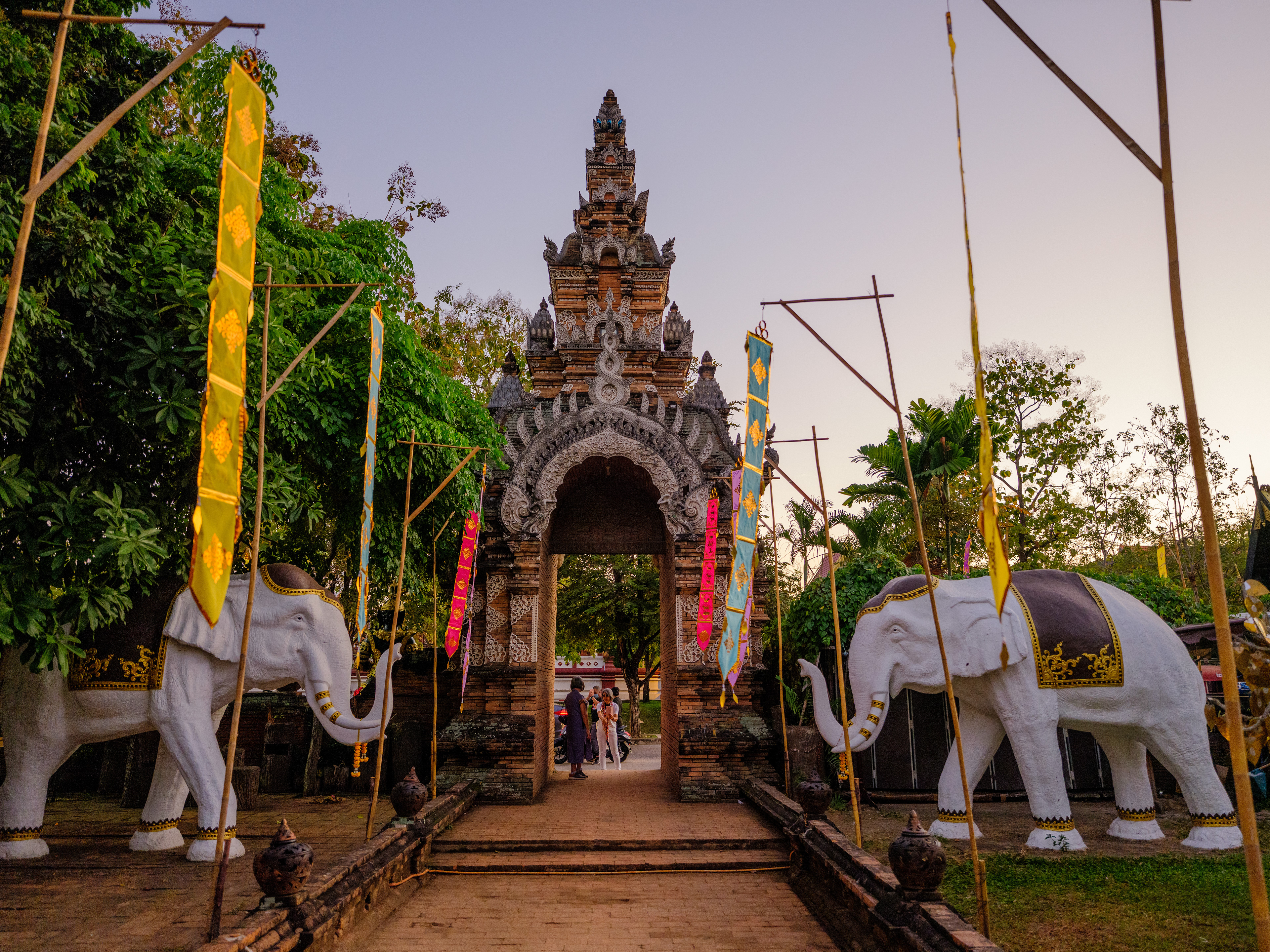 Wat Lok Moli