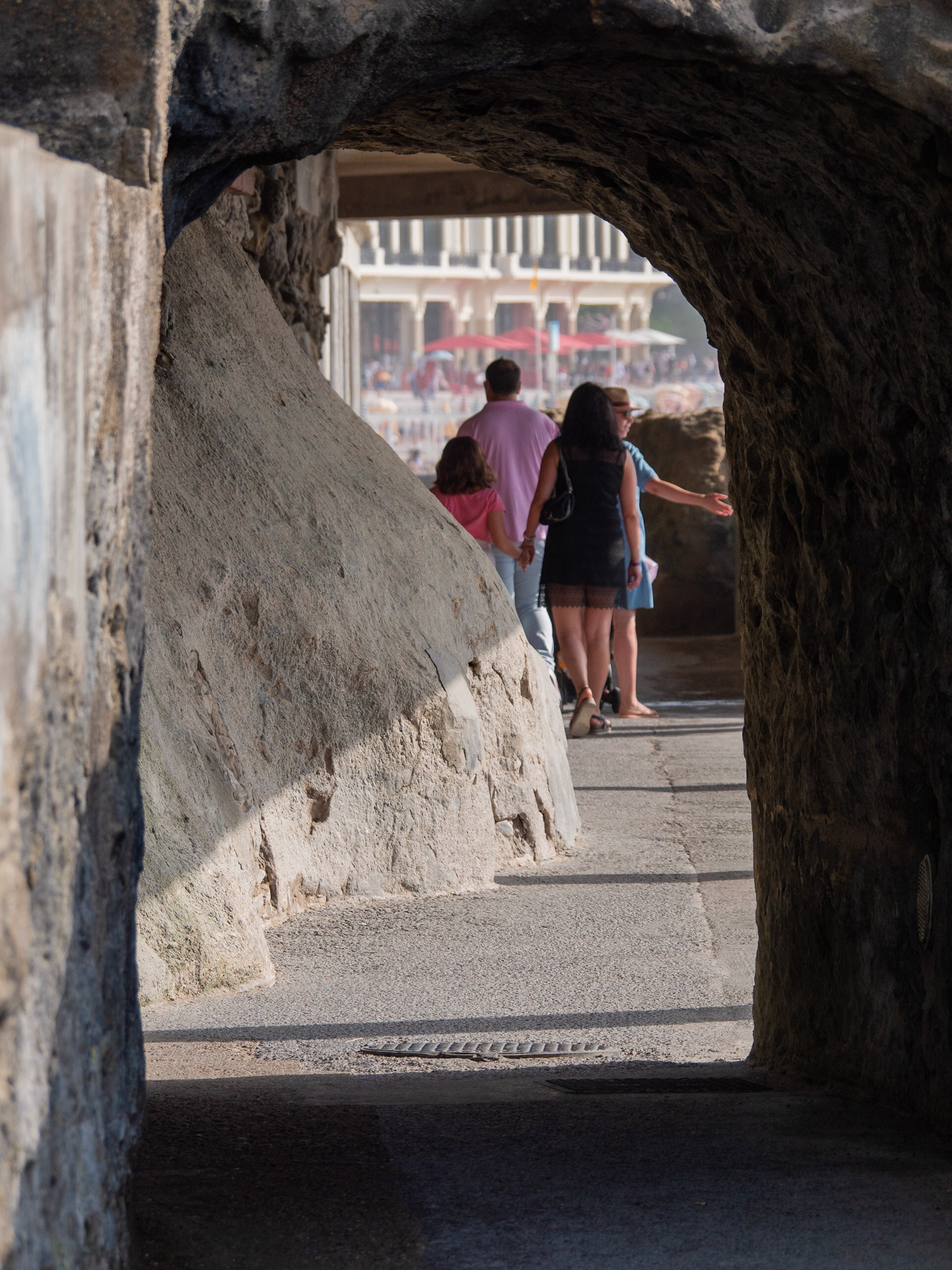 Le passage sous le Palais d'Eugénie, reliant Miramar à la grande plage, juillet 2019