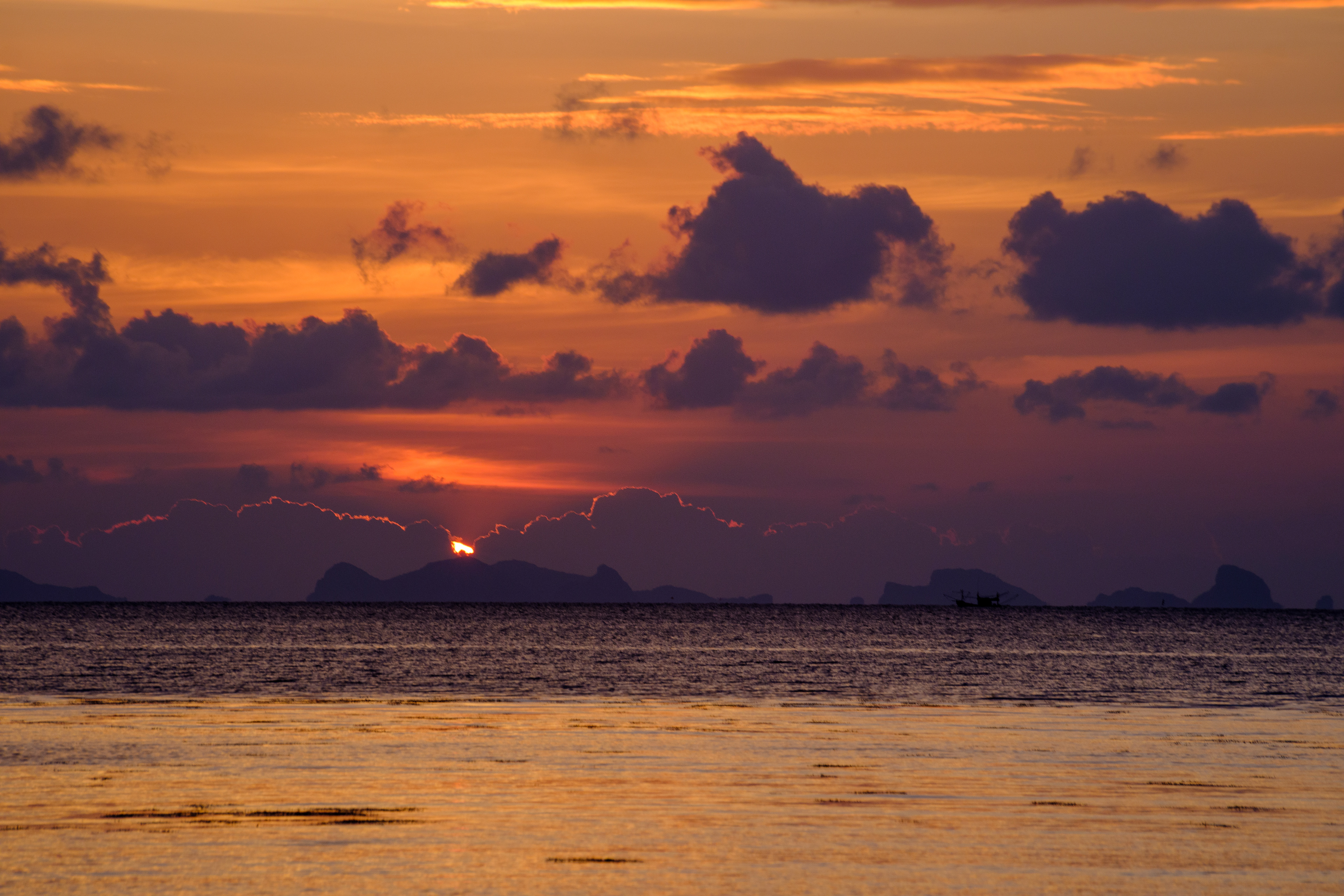 coucher du soleil sur Secret Beach