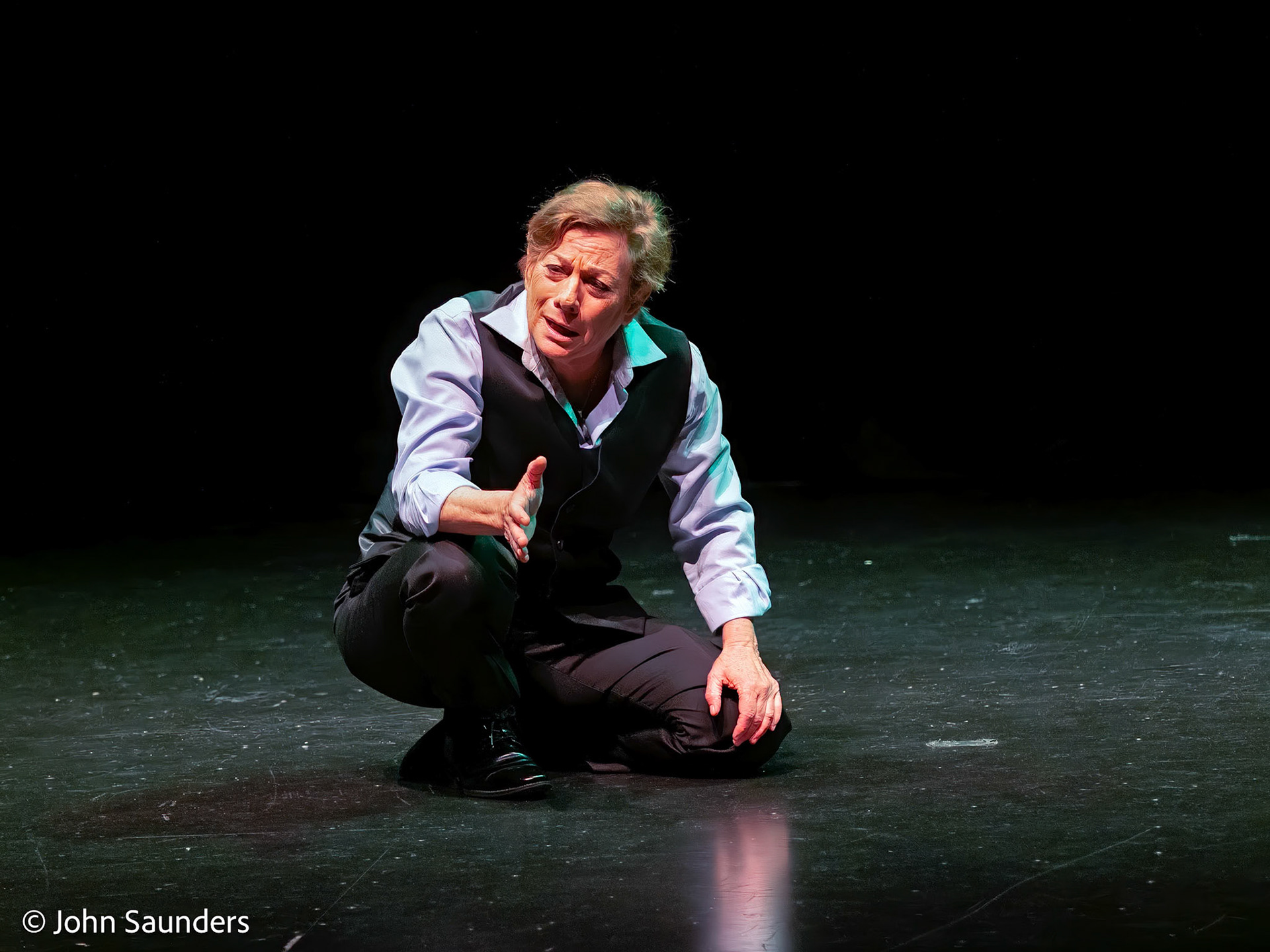 Shakespeare and the Alchemy of Gender
