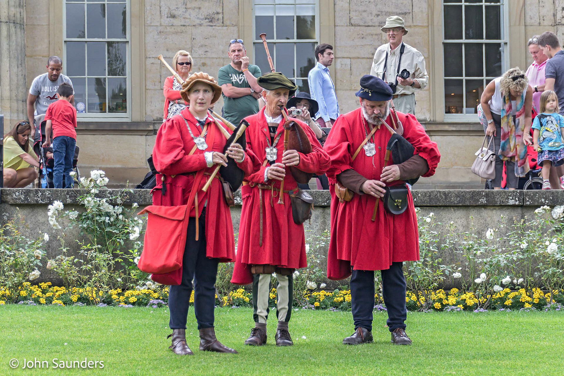 Musicians, Museum Gardens