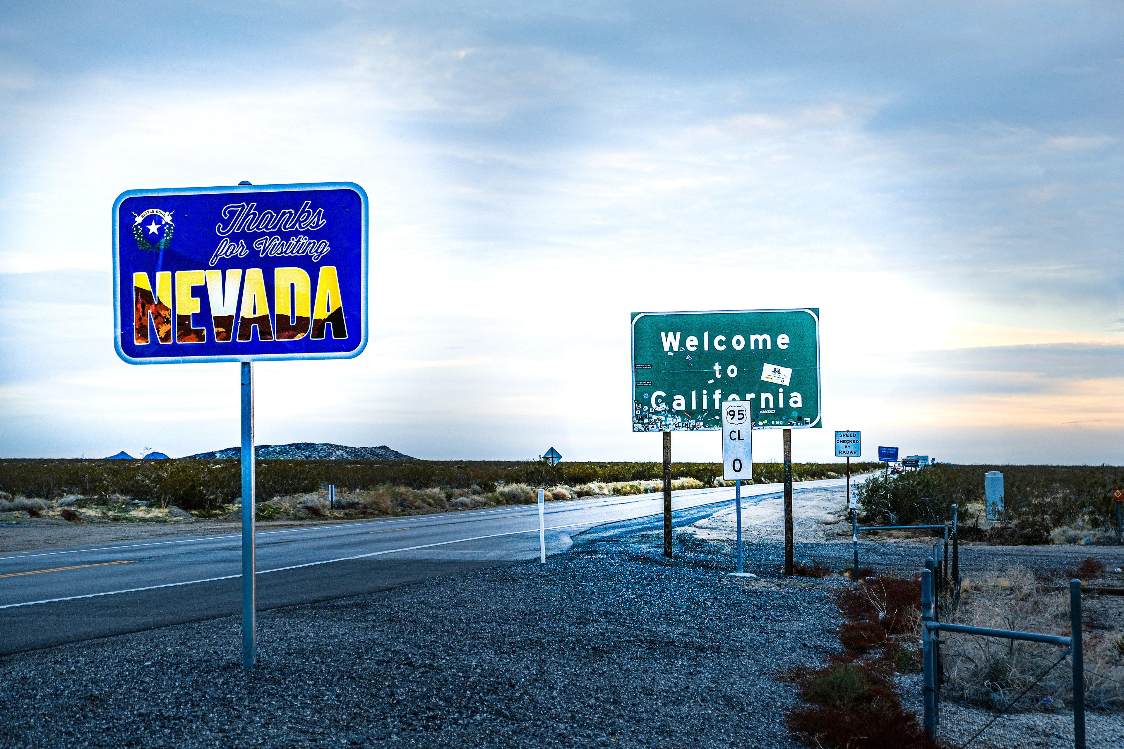 California/Nevada Signs