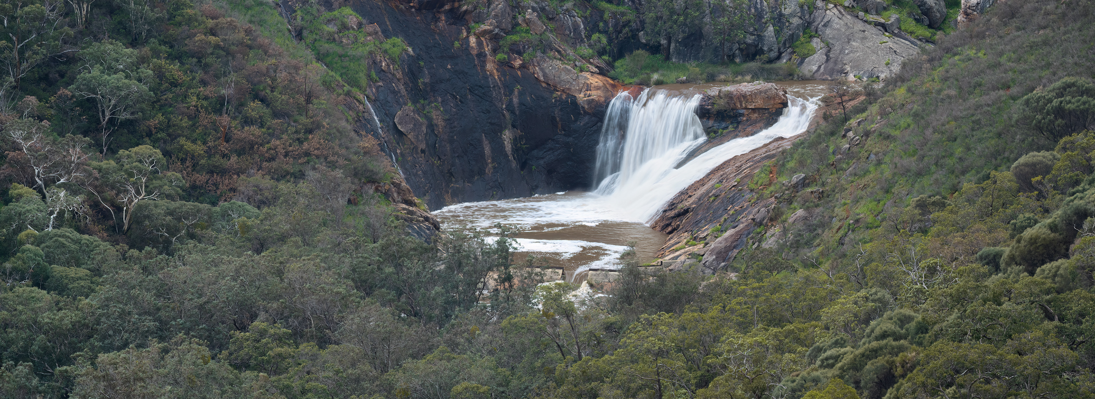 Serpentine Falls in flood.
