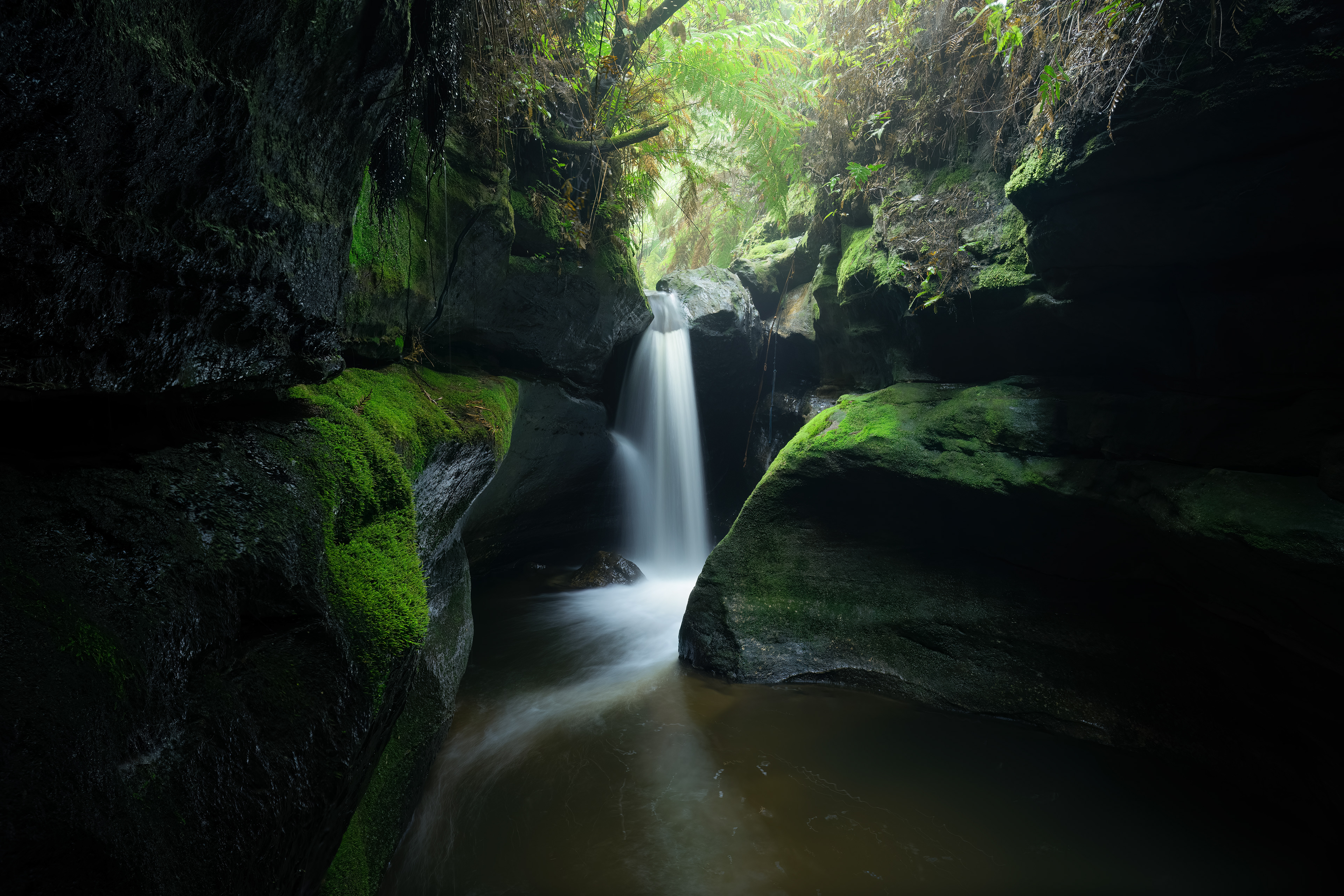 Canyon Waterfall 02