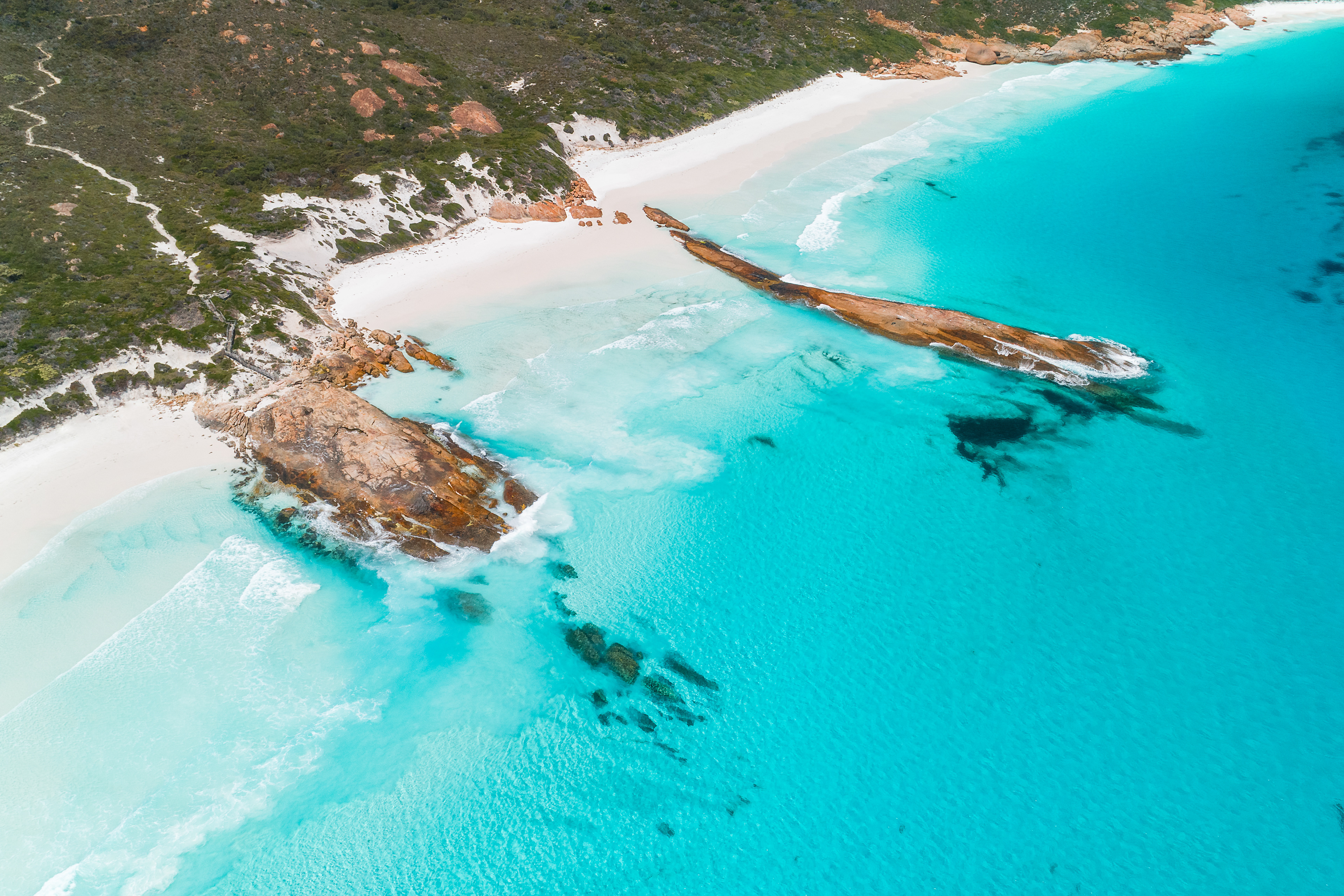 Lucky Bay Rocks 01