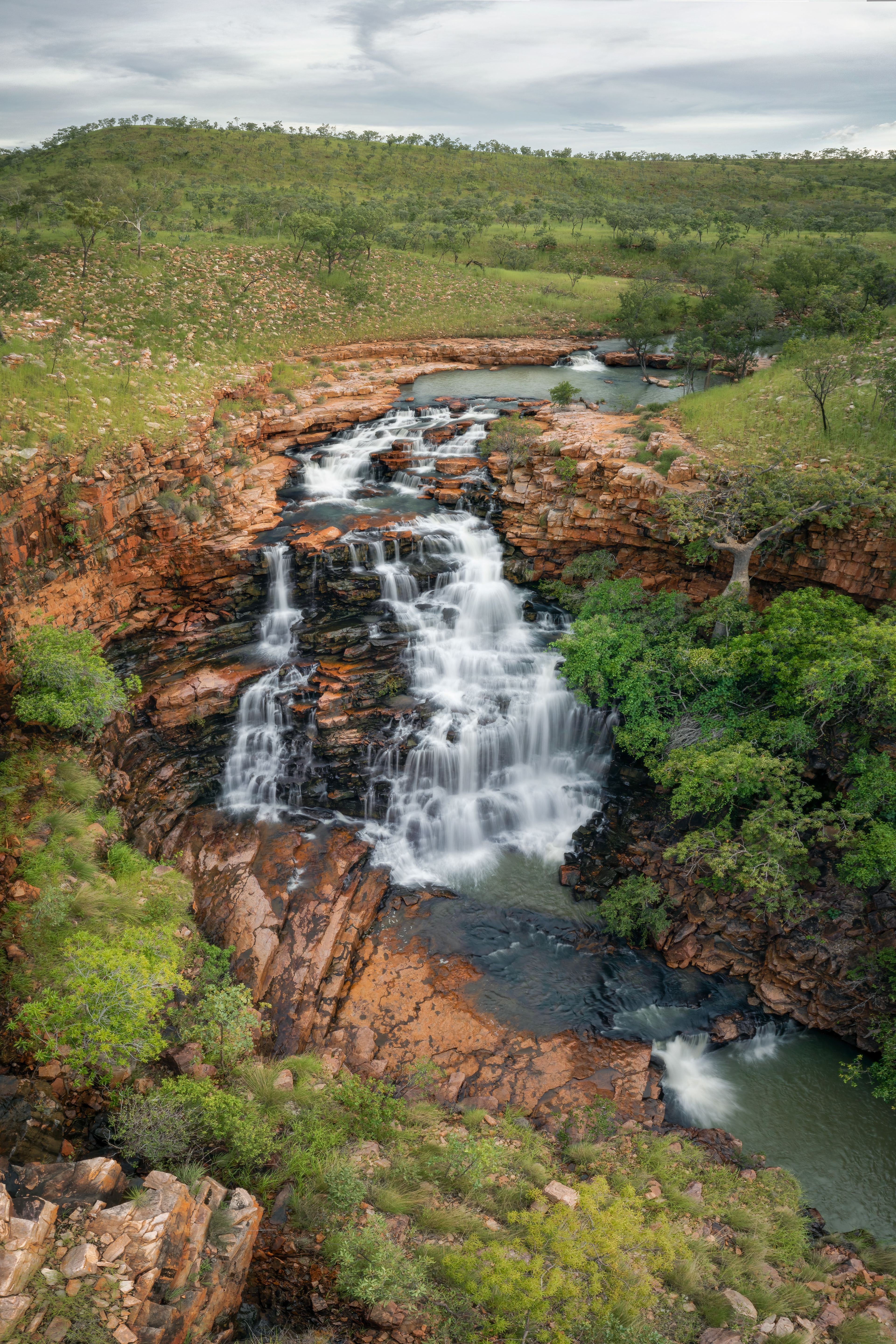 Erskrine Range Waterfall 02