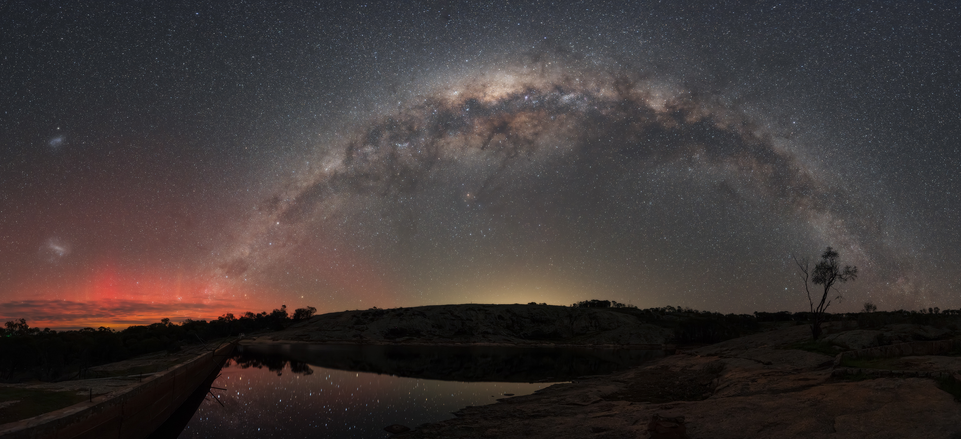 Wheatbelt Milky Way, Aurora, & SAR Arc
