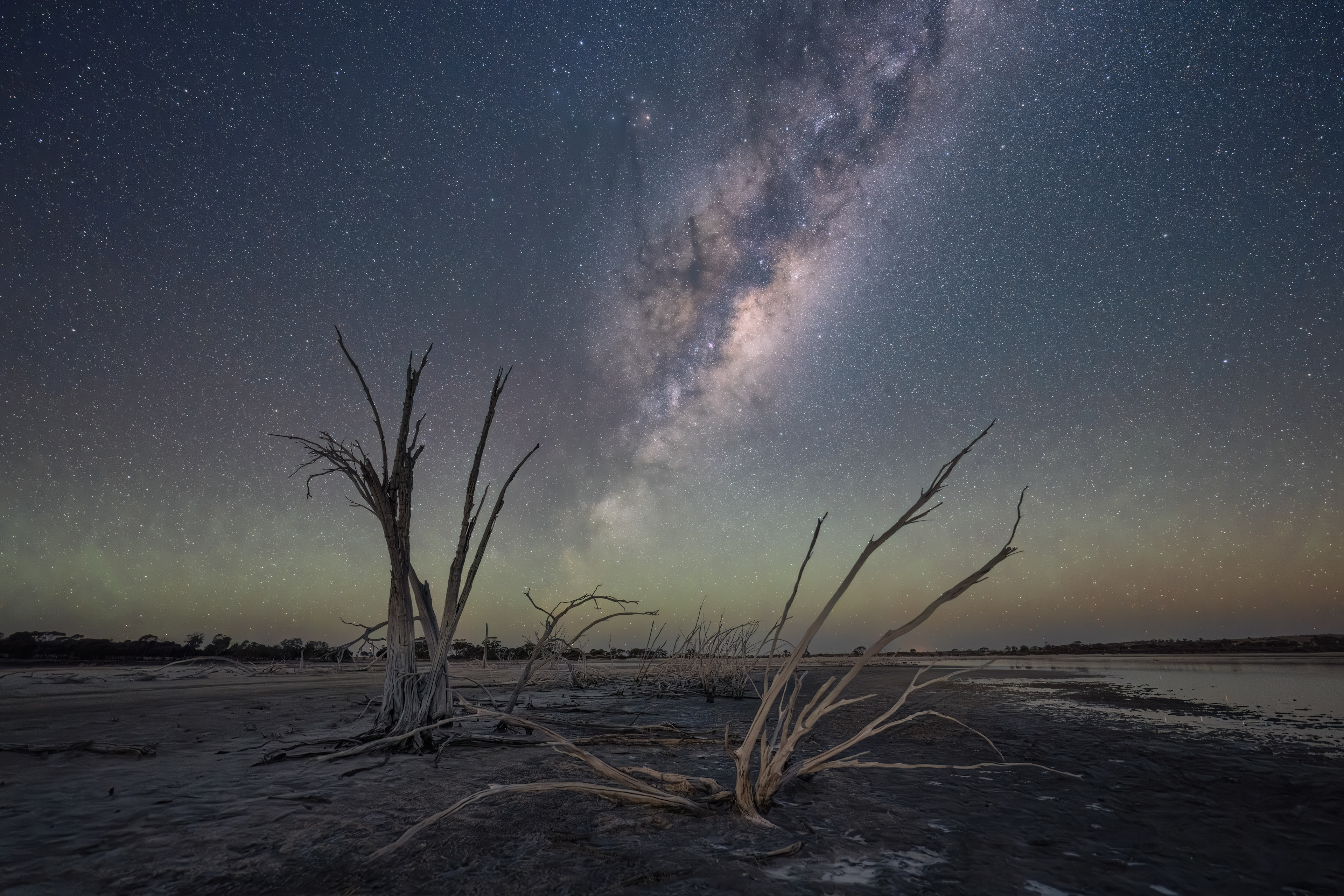 Yenyenning Lake Under A Sky Of Stars