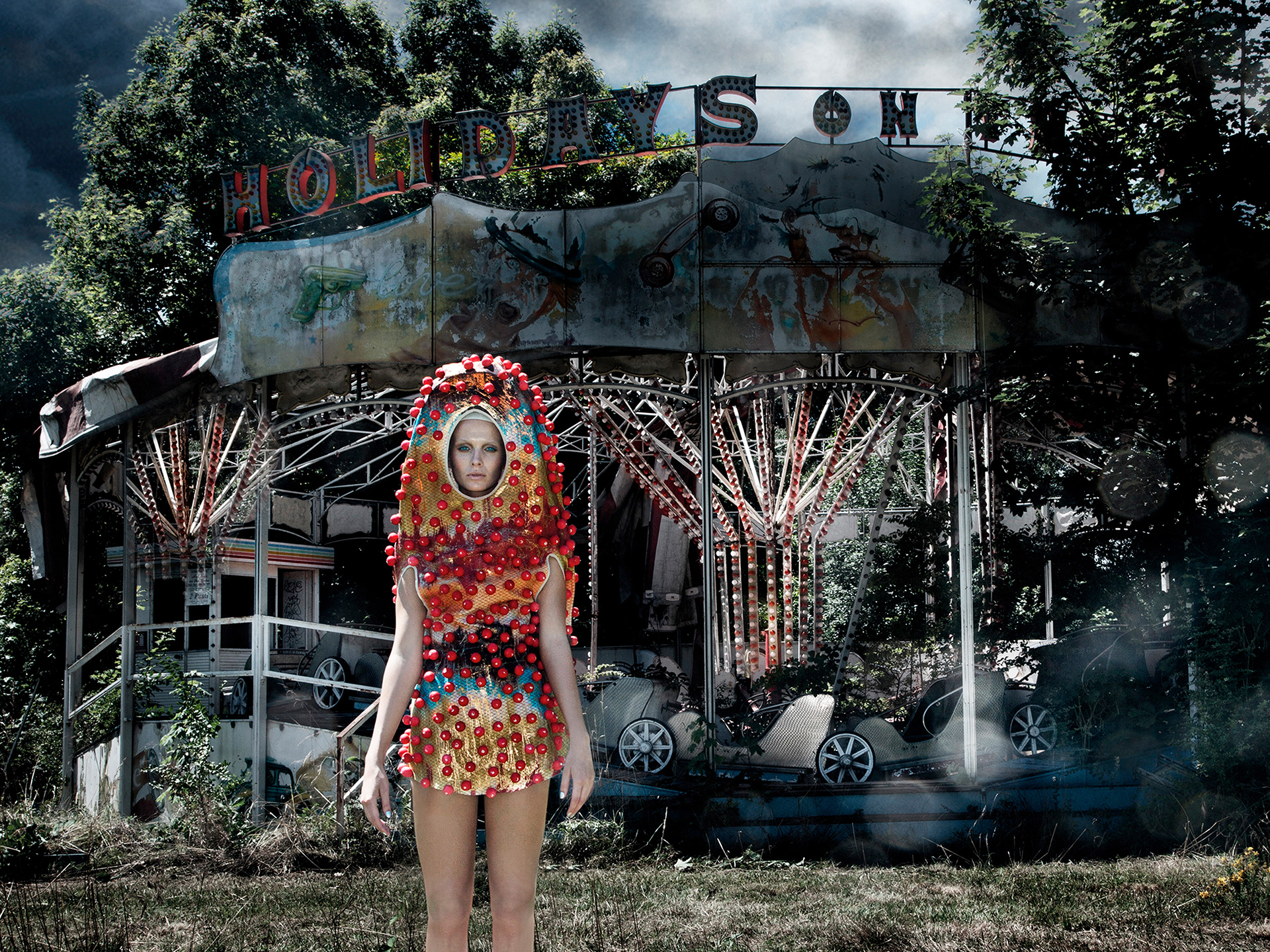 "FUTURISTIC" - EDITORIAL FOR BMI:MAG - 2014