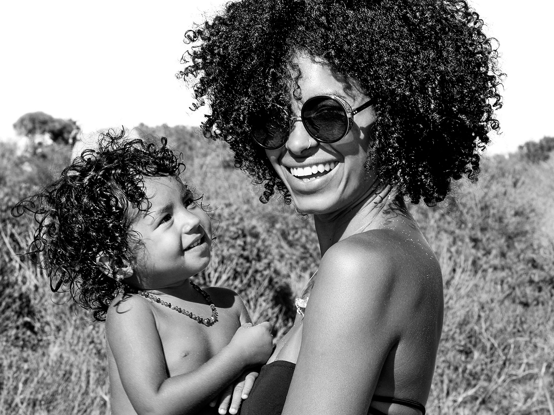 MAGA AND HER DAUGHTER FOR JIMMY CHOO SUNGLASSES - SARDINIA, 2017