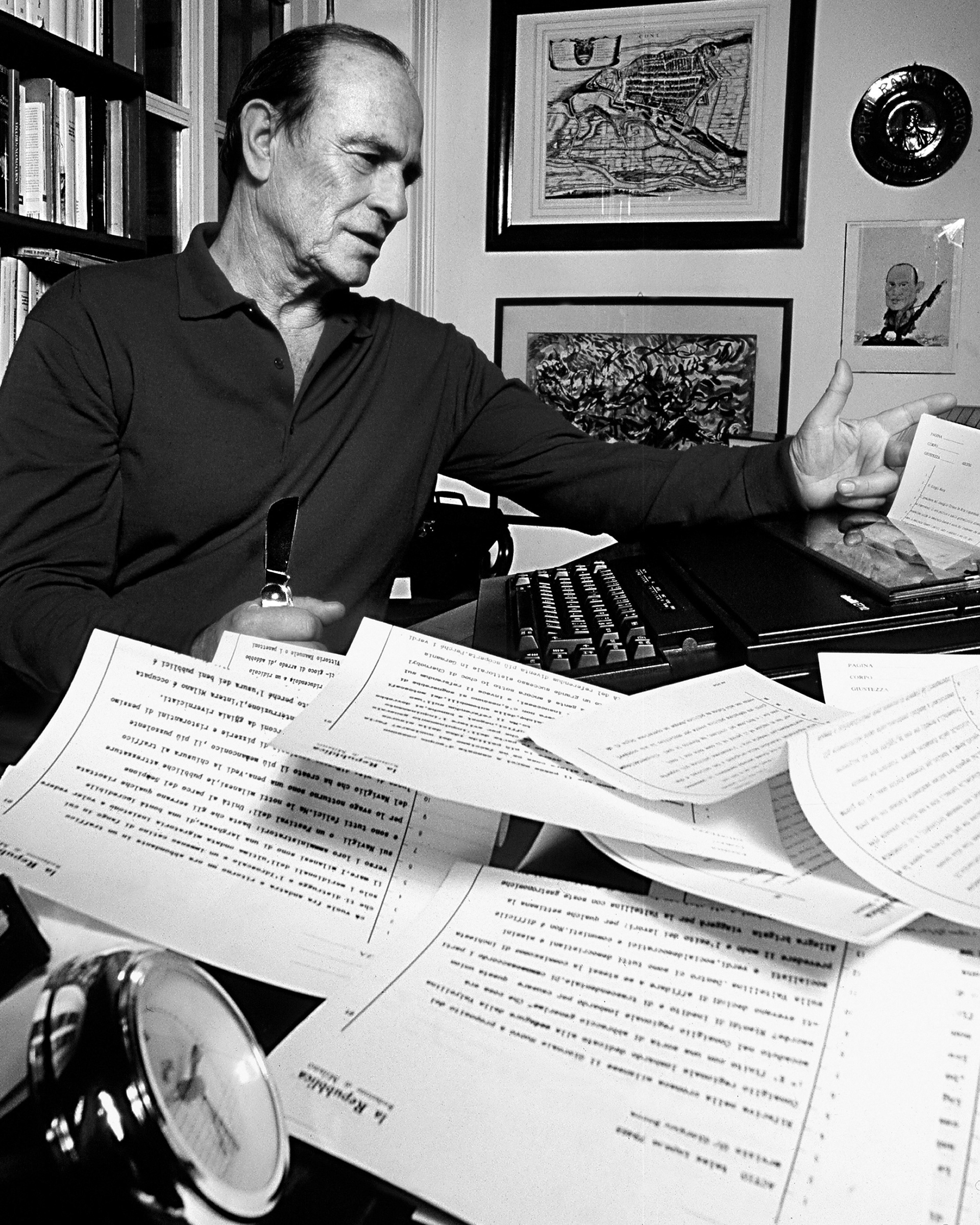 GIORGIO BOCCA - JOURNALIST AND WRITER - FOR "IL VENERDÌ DI REPUBBLICA" MAGAZINE - MILAN, ITALY 1989