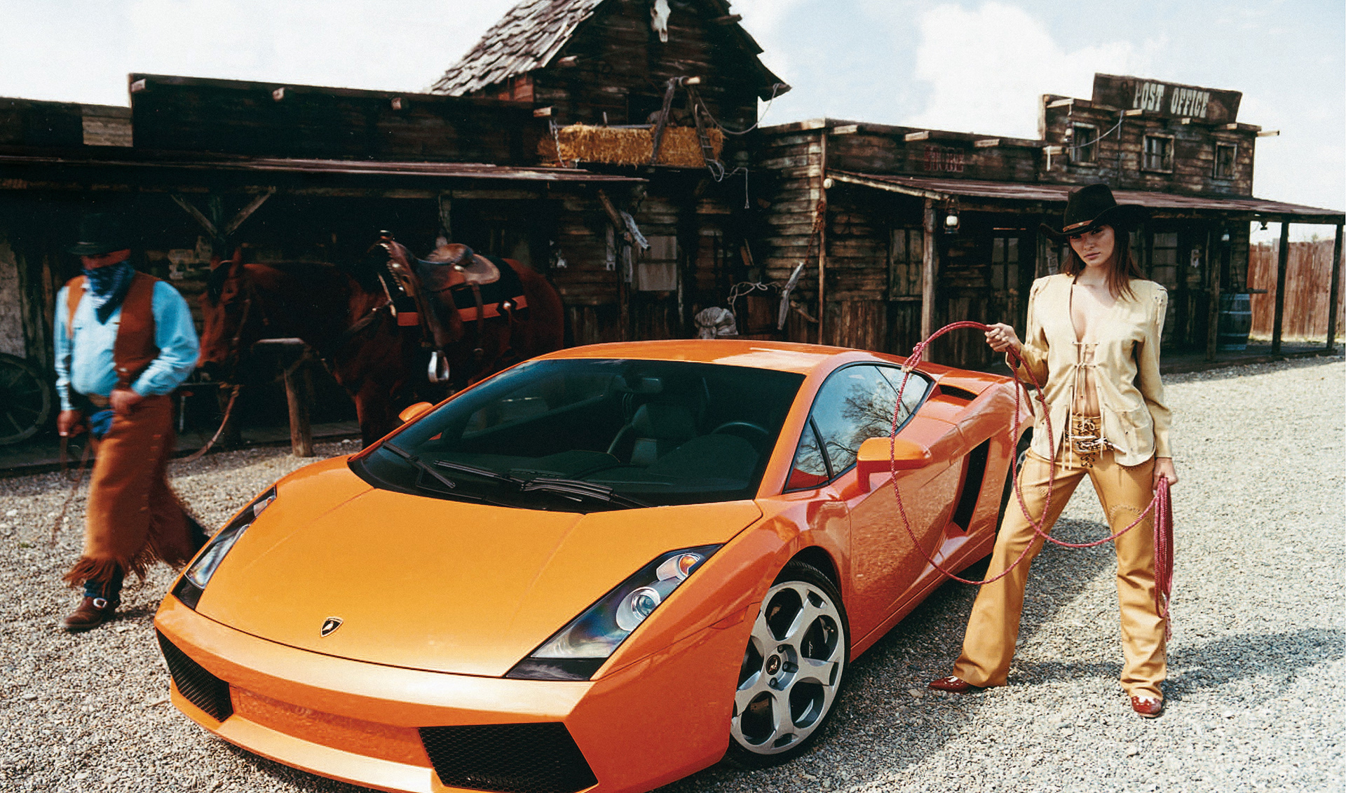 "DOVE AUTO" MAGAZINE - LAMBORGHINI GALLARDO - ITALY 2005