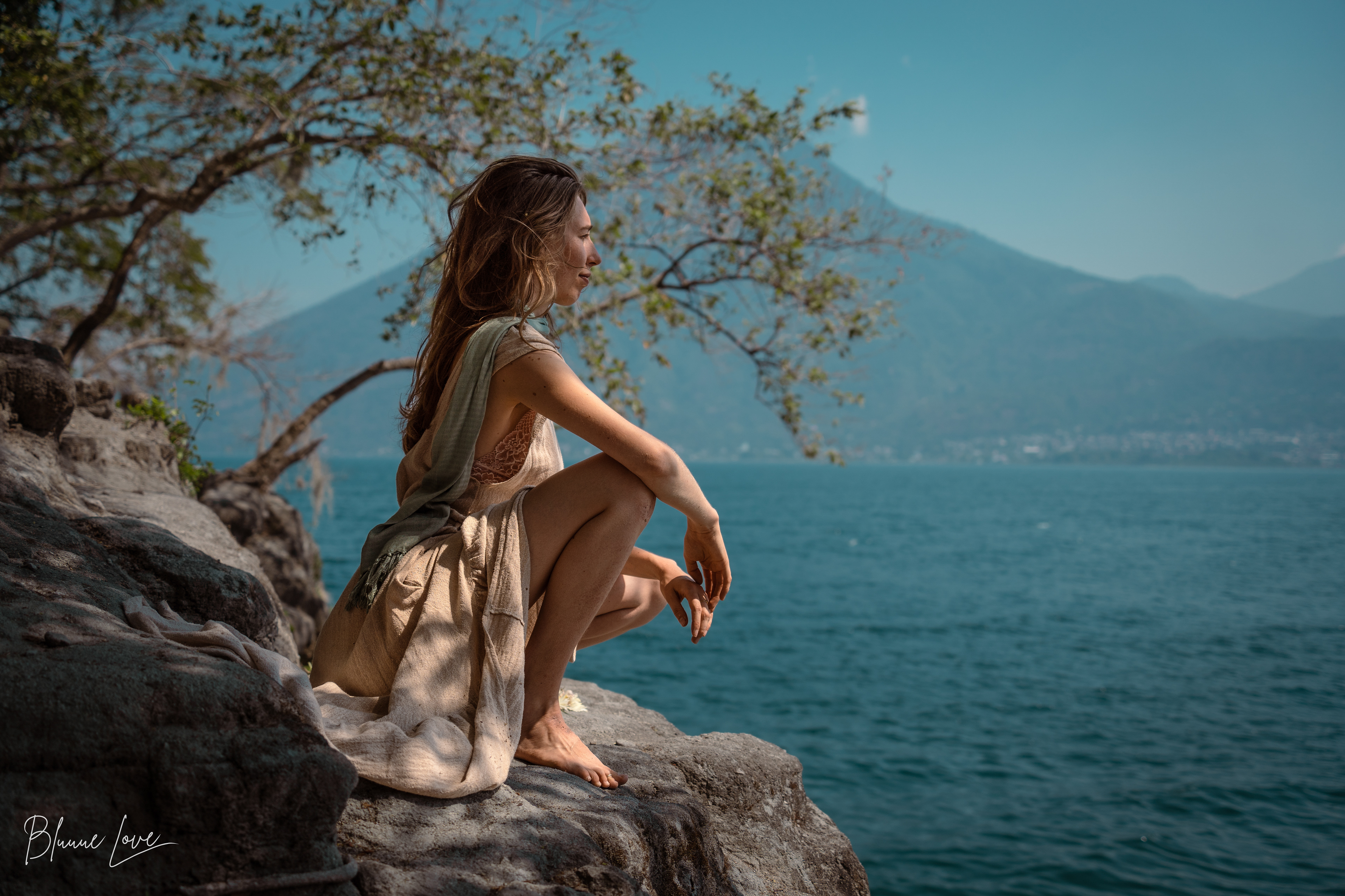 Ceremonial photo shoot with Janinne