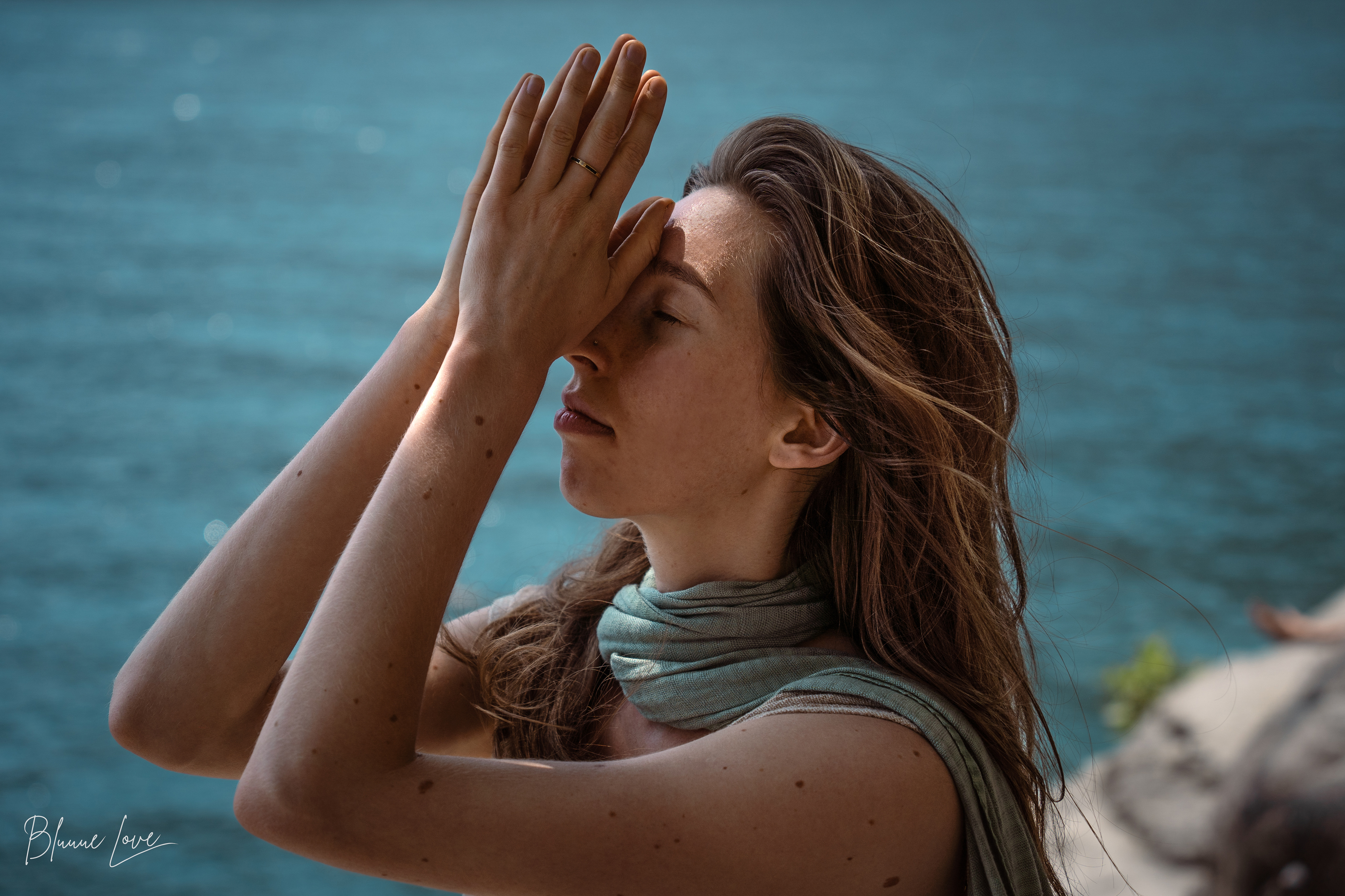 Ceremonial photo shoot with Janinne