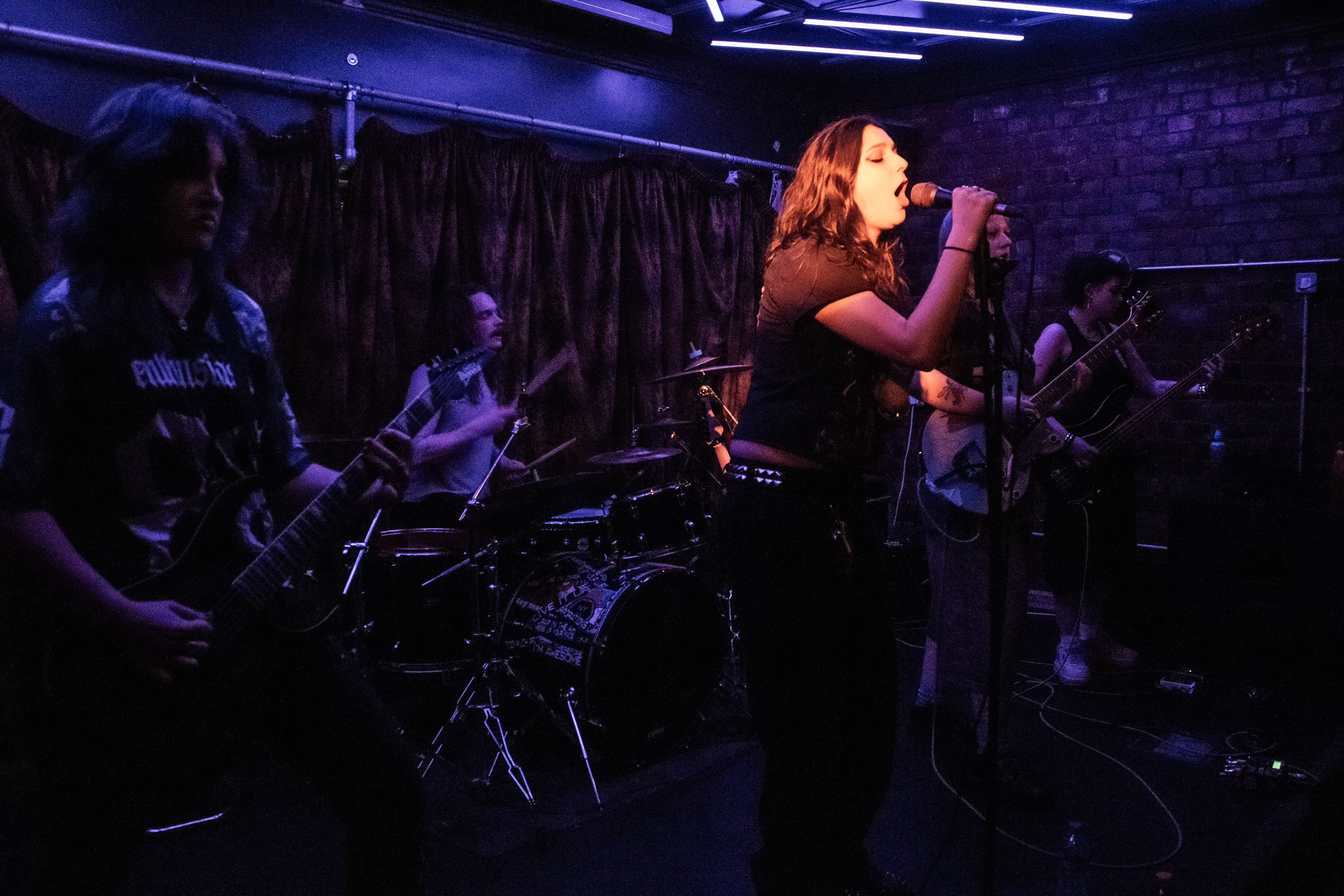 Mere Amore, 33 Oldham St