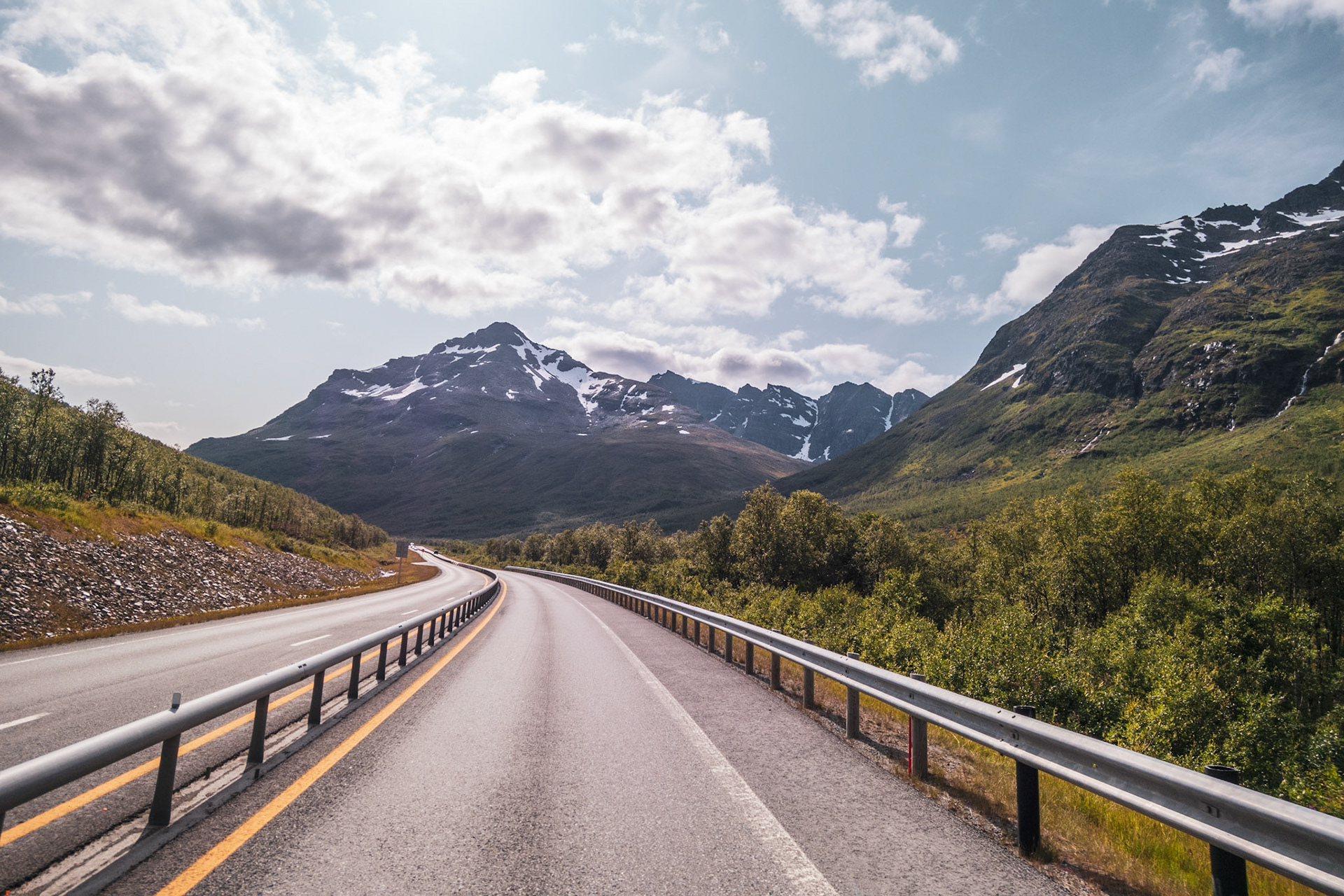 Road trip in Norway, going to Lofoten Islands