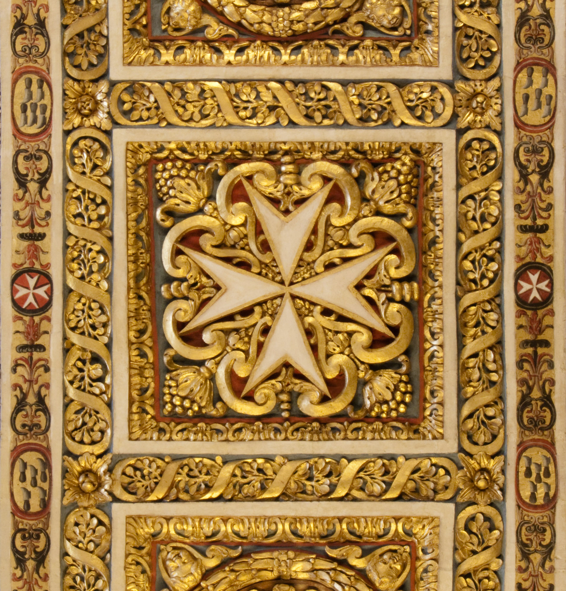 Co Cathedrale Saint John. C'est doré de partout