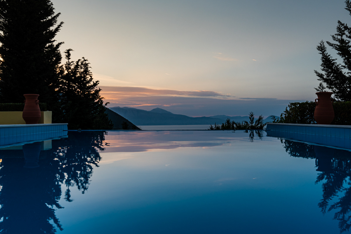 Infinity views at Sunrise