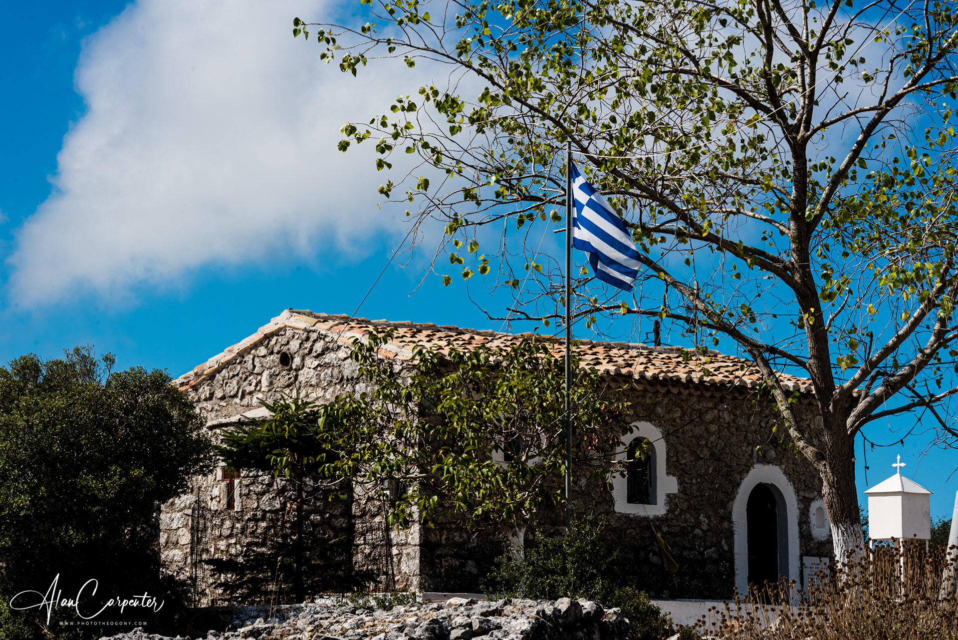 Perched above the lentil fields, Agios Donatos is the heart of a summer festival where families come together to celebrate Lefkada’s traditions — music, dancing, and laughter echoing across the hills.