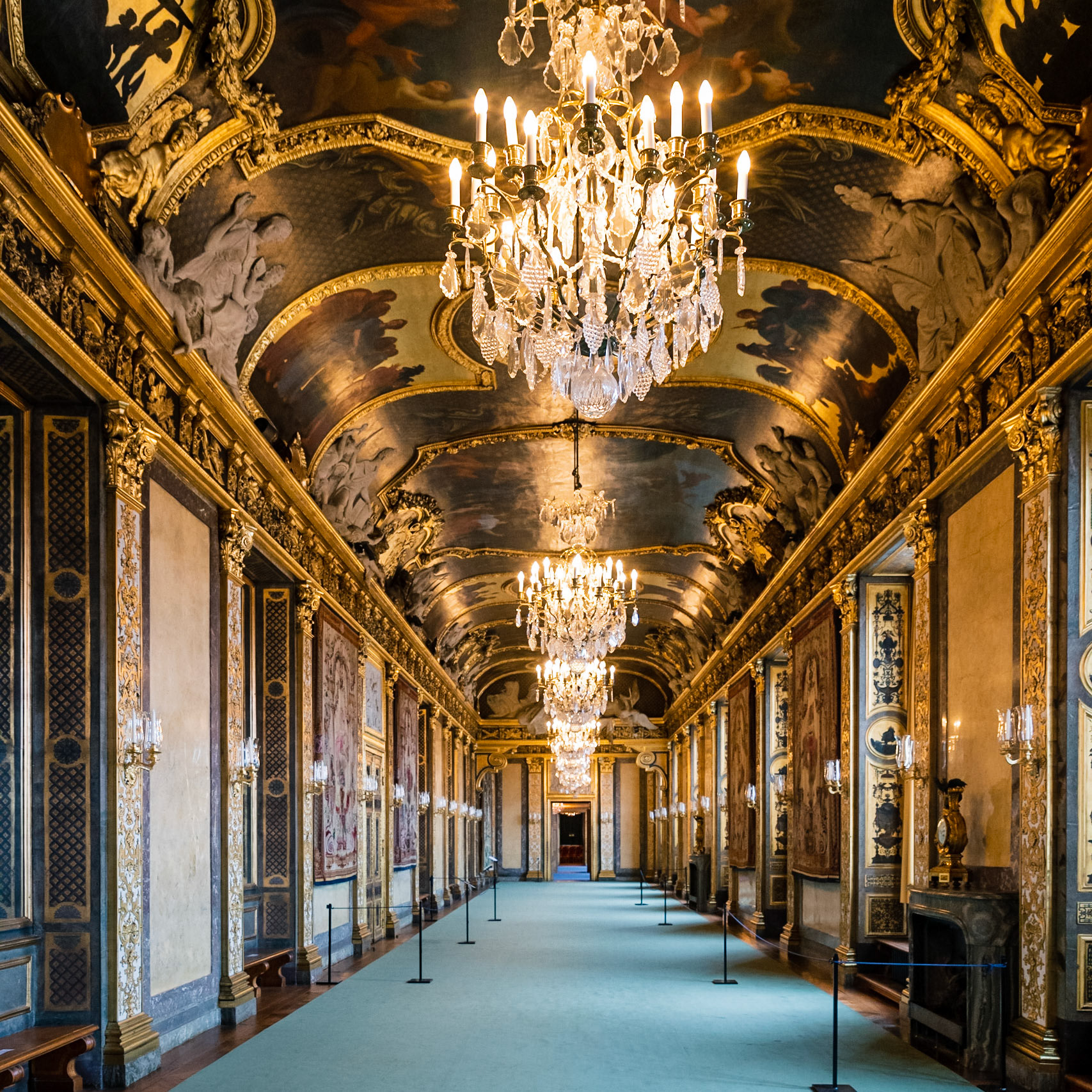 Golden corridor
