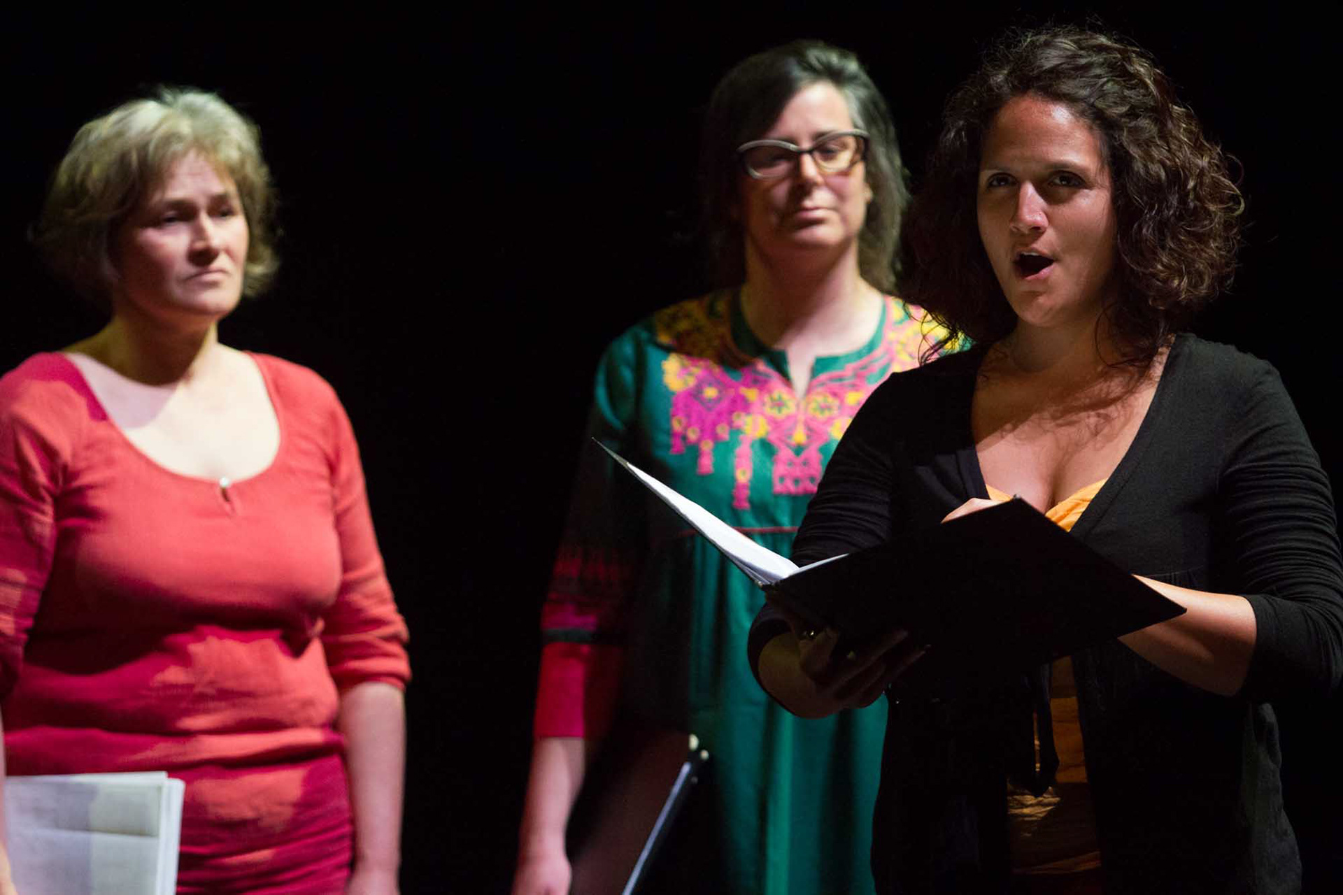 Revenante, pièces pour douze voix solistes, petit choeur et violoncelle