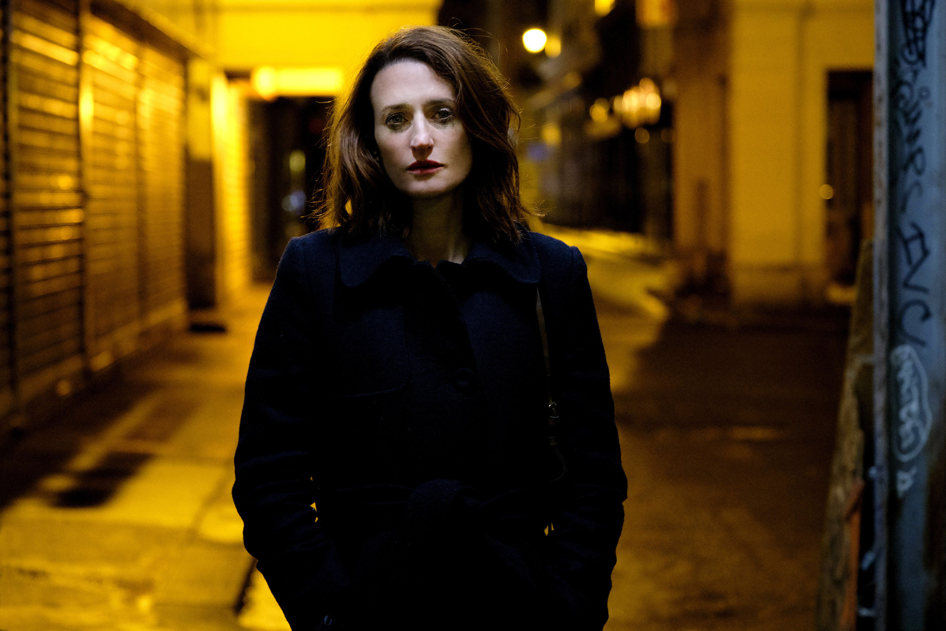 Mouche, une série de Jeanne Héry